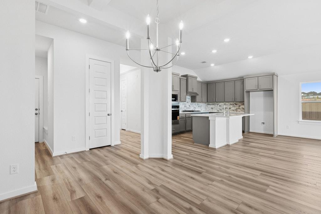 112 Big Pine Creek Ln, Bastrop, TX 78602