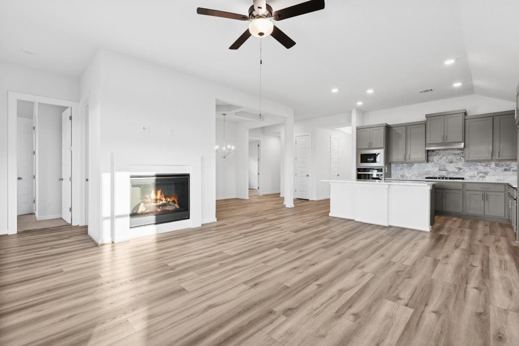 112 Big Pine Creek Ln, Bastrop, TX 78602