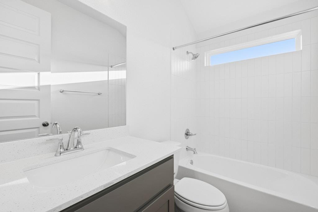 112 Big Pine Creek Ln, Bastrop, TX 78602