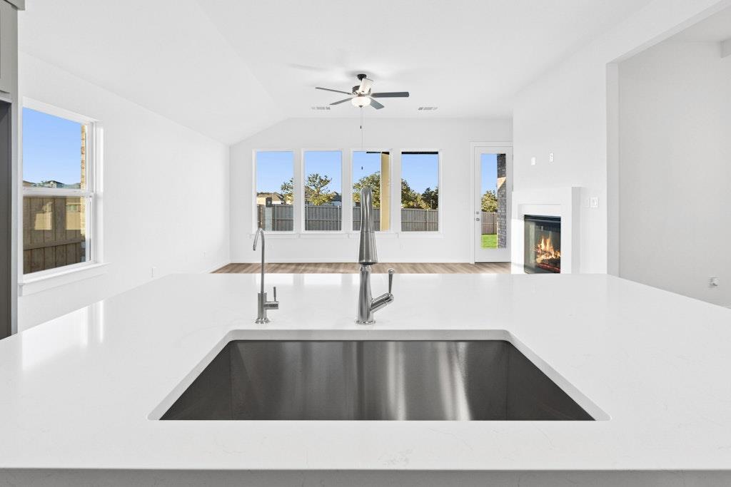 112 Big Pine Creek Ln, Bastrop, TX 78602