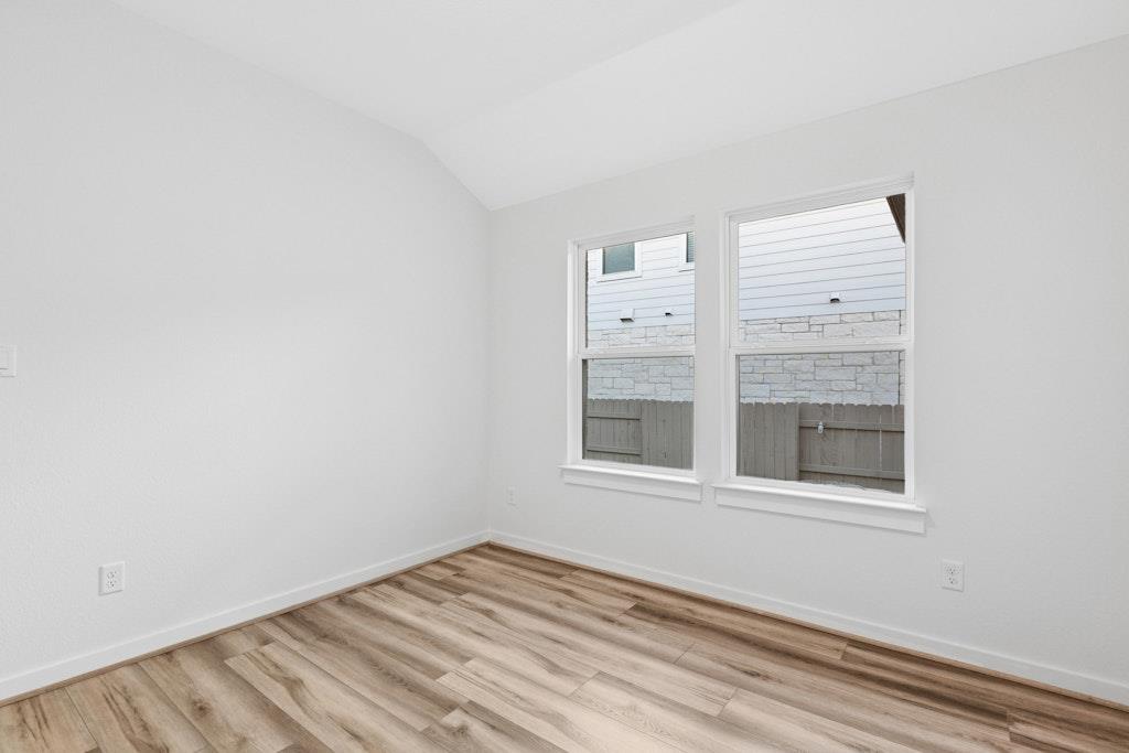 112 Big Pine Creek Ln, Bastrop, TX 78602