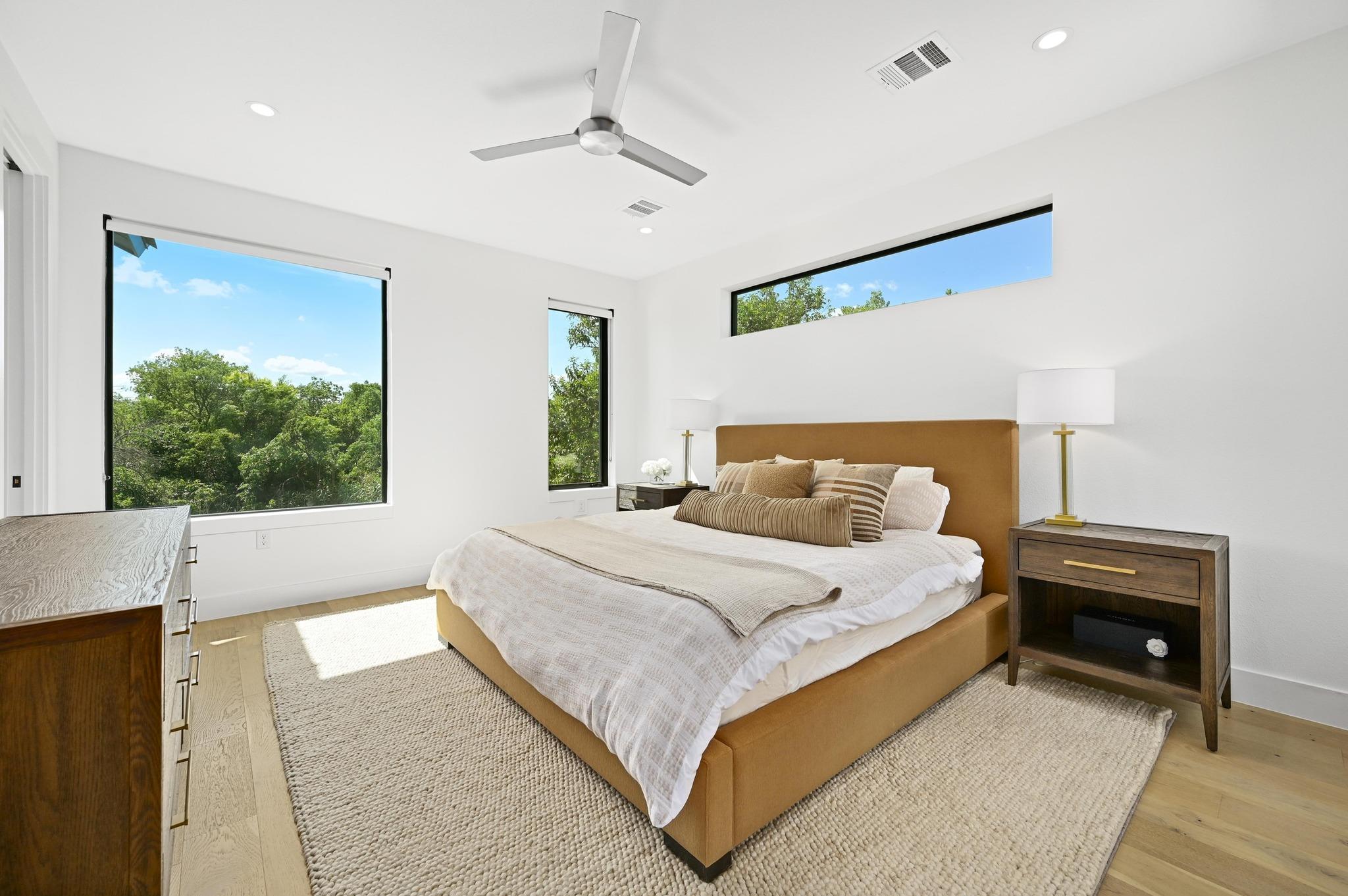 5515 Jim Hogg Ave # B, Austin, TX 78756