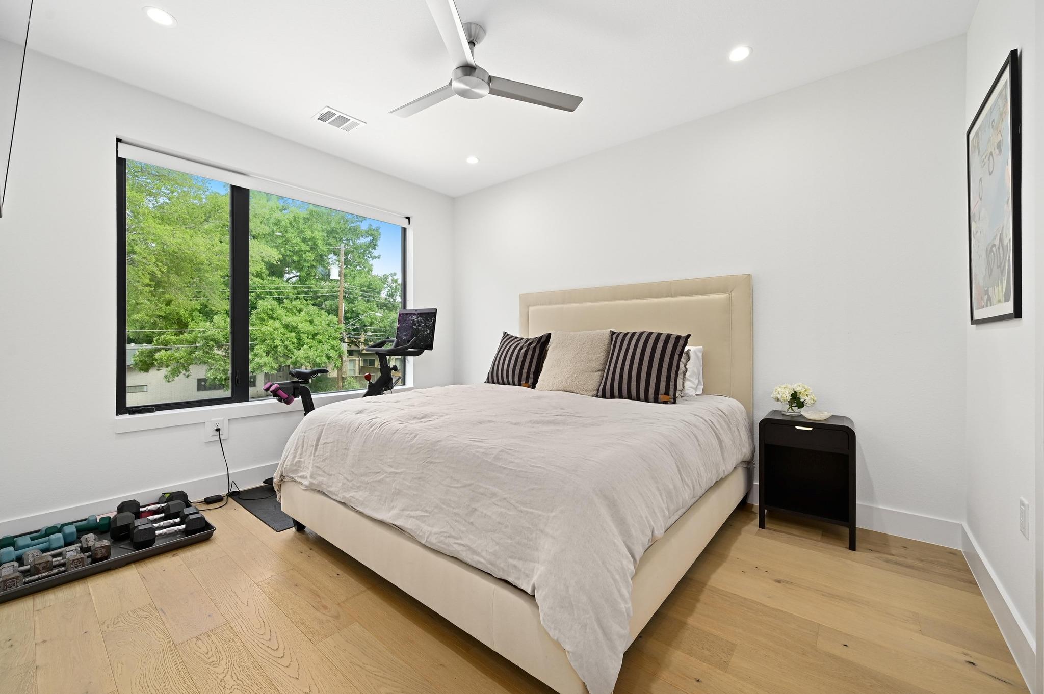 5515 Jim Hogg Ave # B, Austin, TX 78756