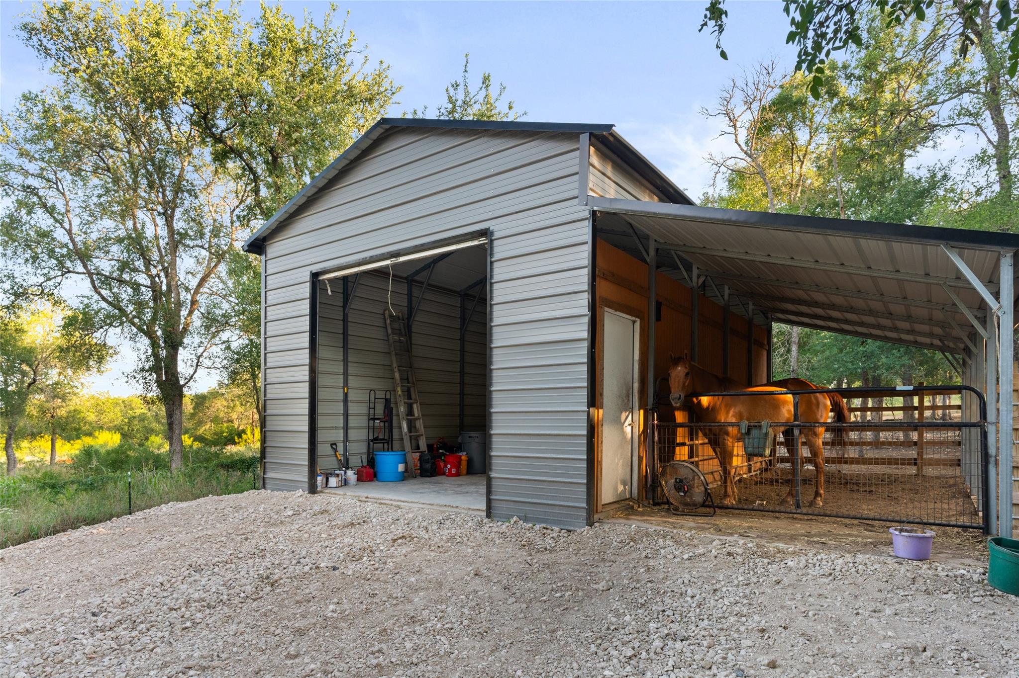 146 Caldwell Ranch Rd, Cedar Creek, TX 78612