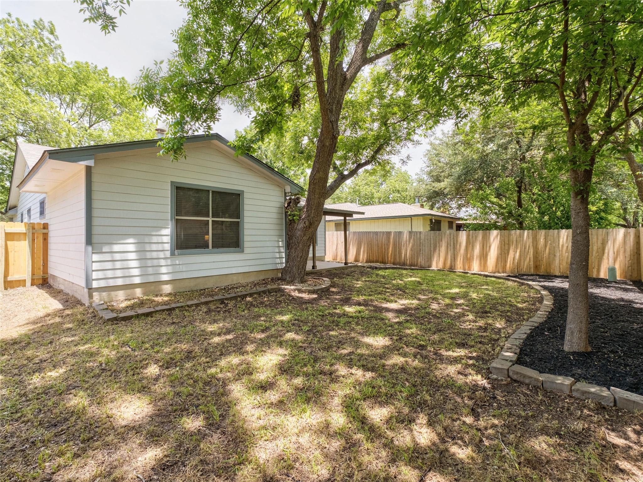 10719 Watchful Fox Dr, Austin, TX 78748