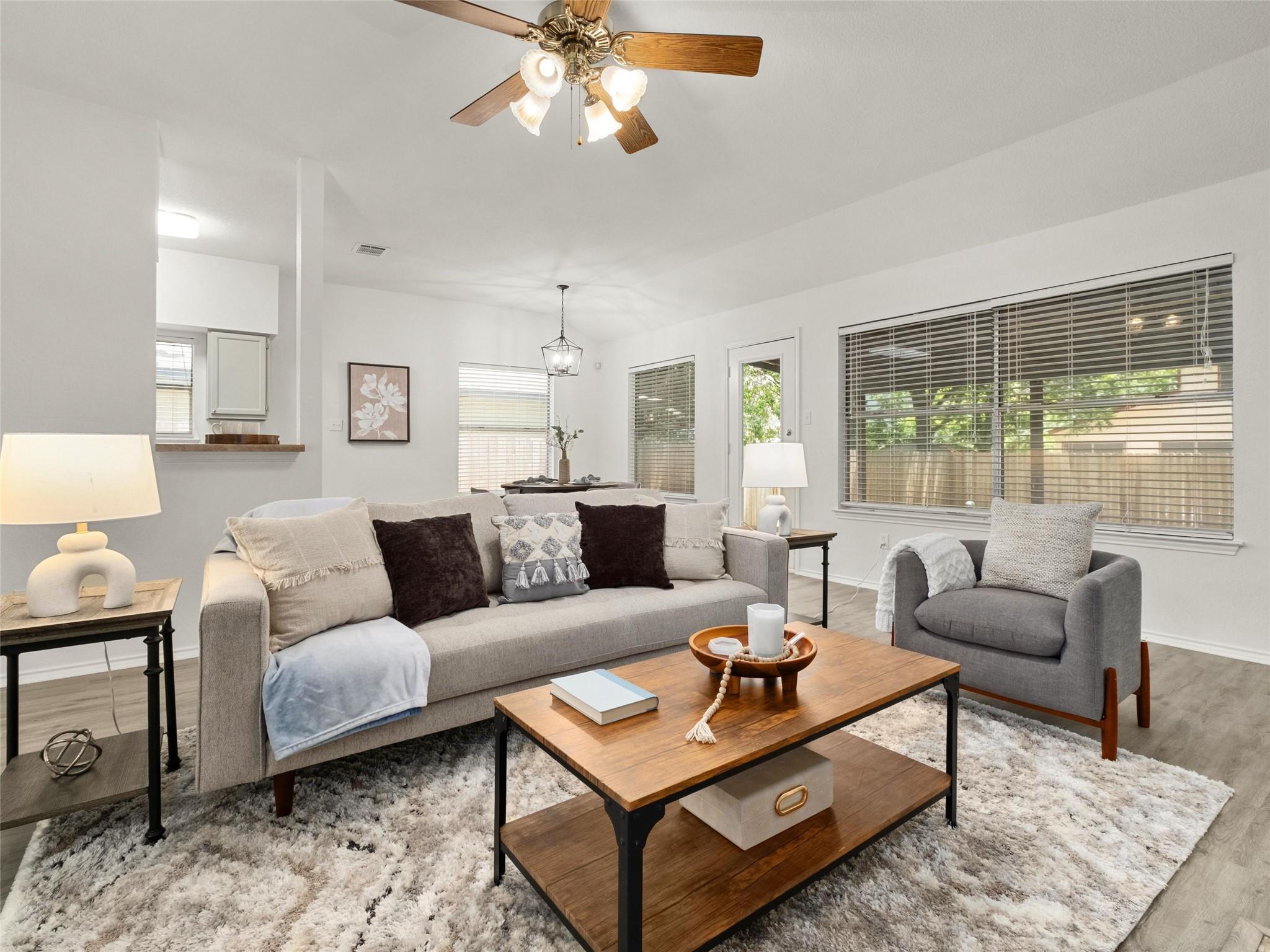 10719 Watchful Fox Dr, Austin, TX 78748