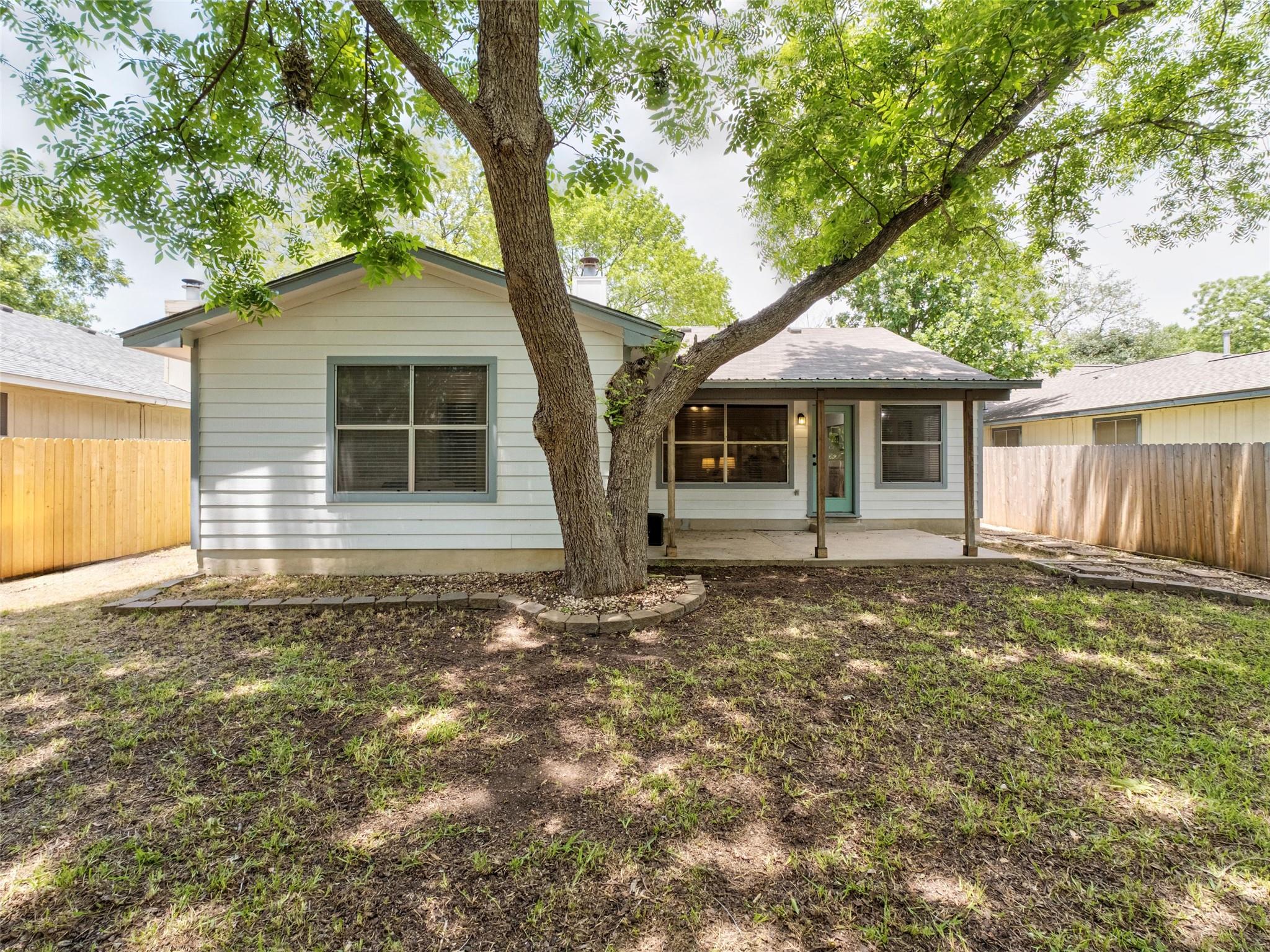 10719 Watchful Fox Dr, Austin, TX 78748