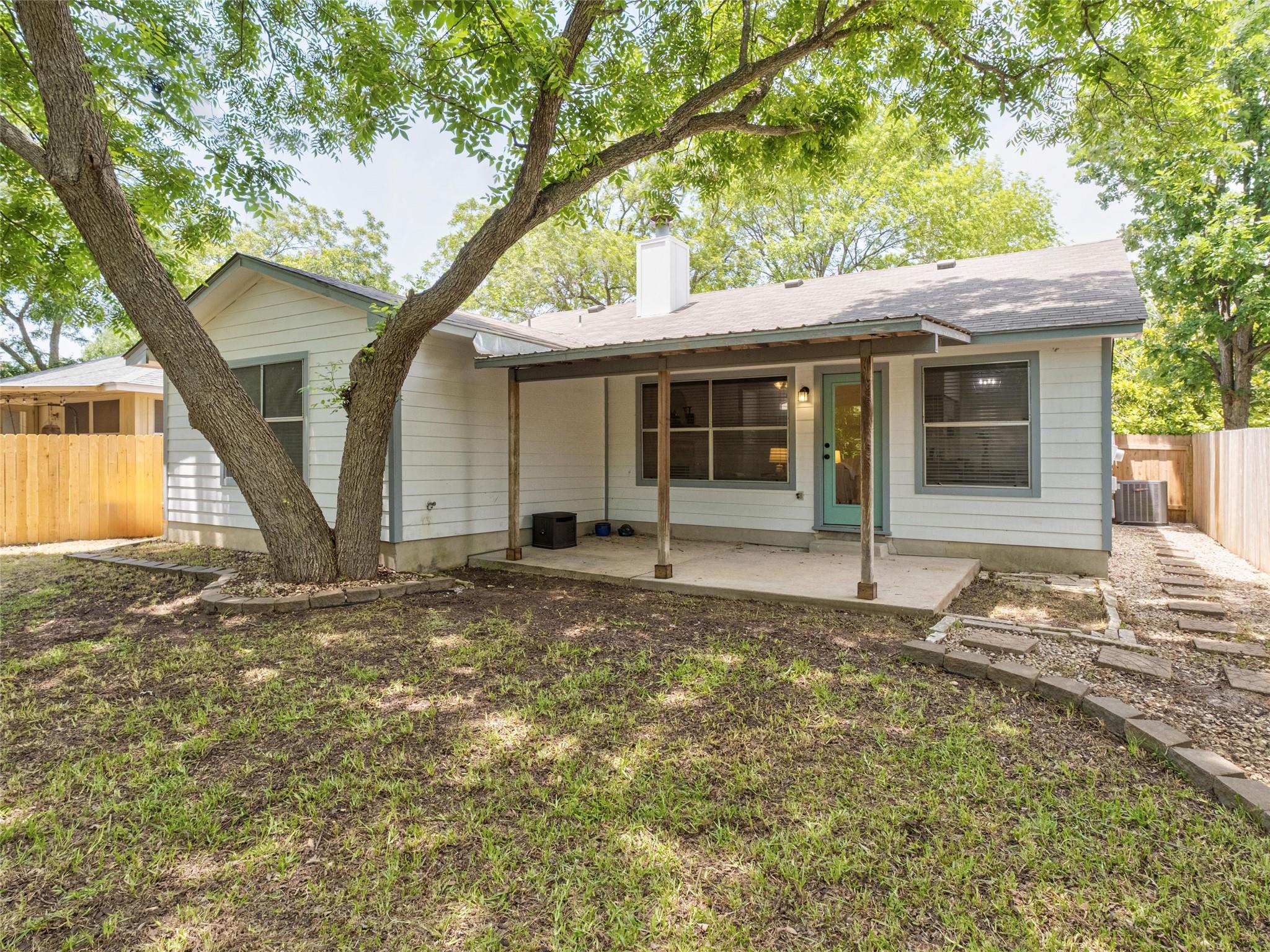 10719 Watchful Fox Dr, Austin, TX 78748