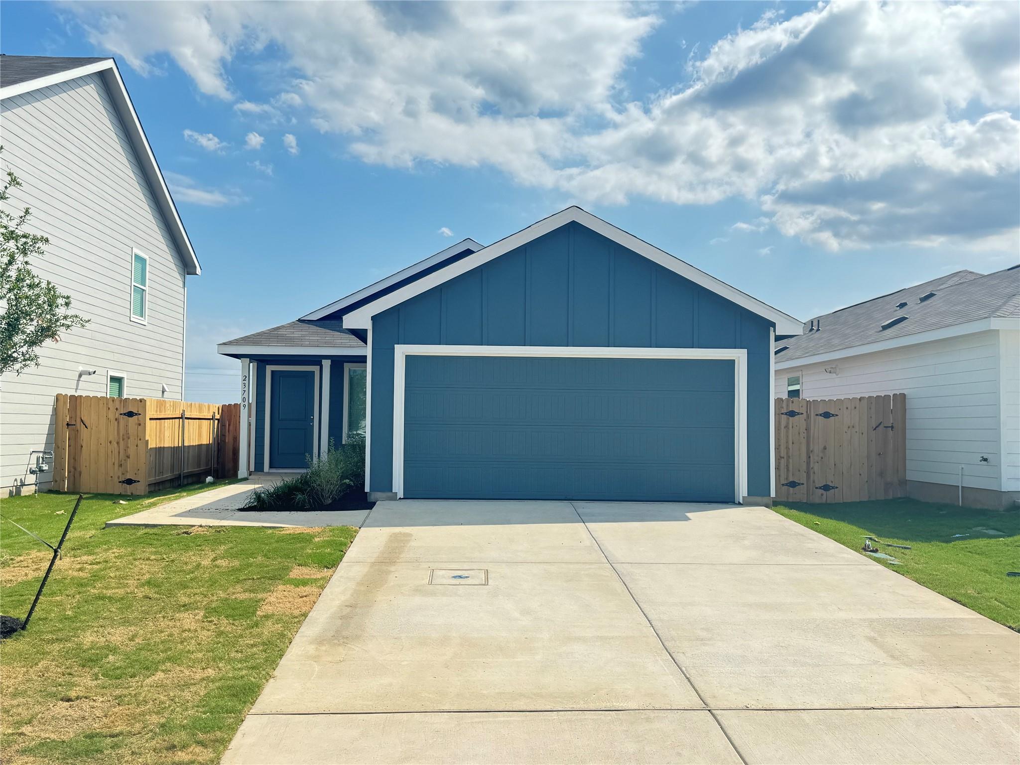23709 Tiny Moons Way, Elgin, TX 78621