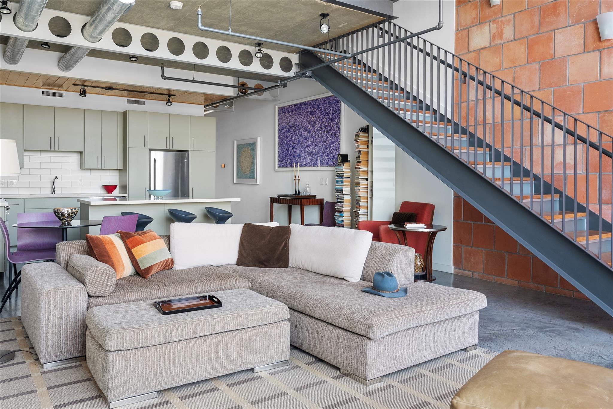 1401 Eva St # 406, Austin, TX 78704