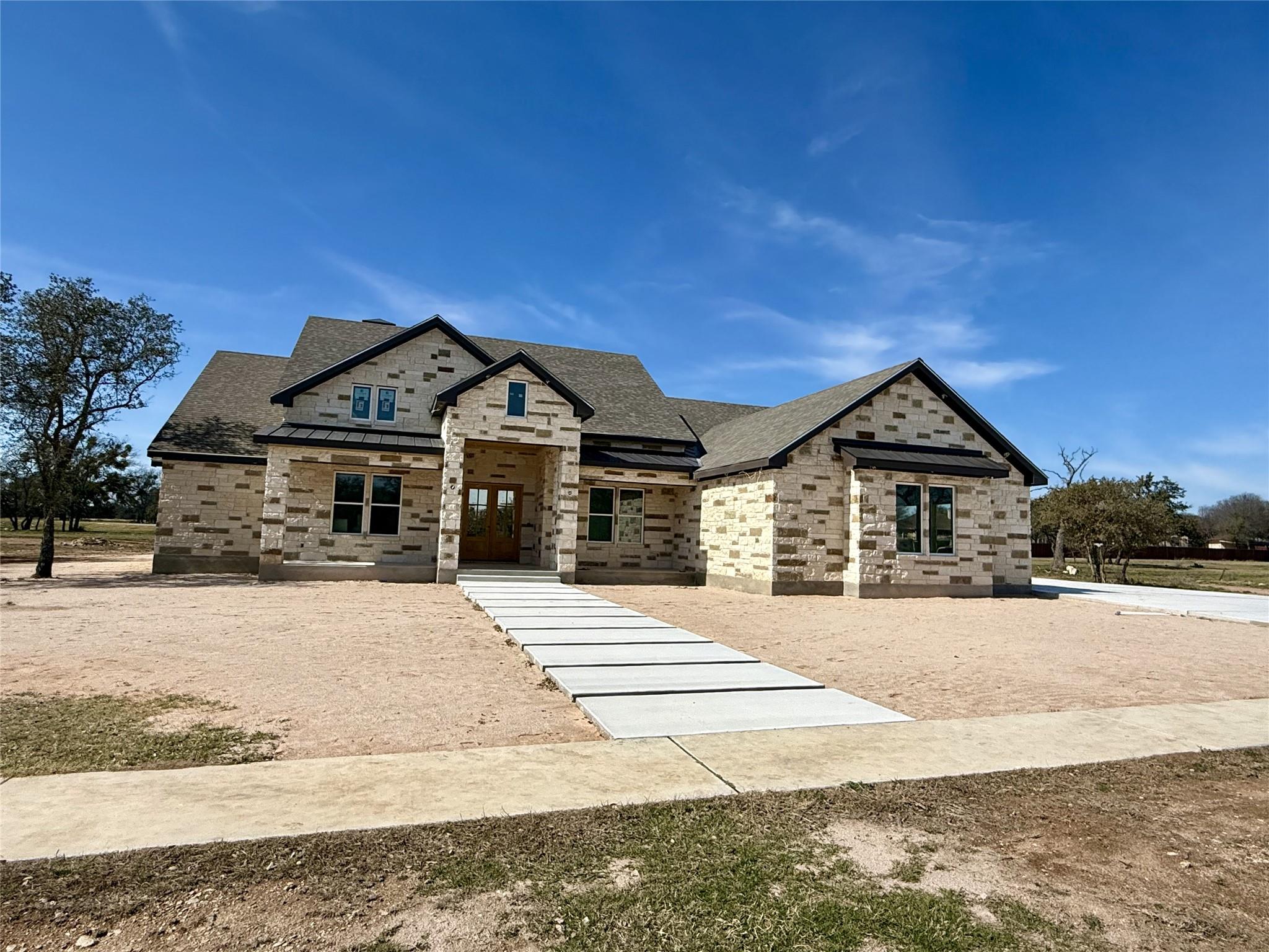 265 Sunday Dr, Burnet, TX 78611