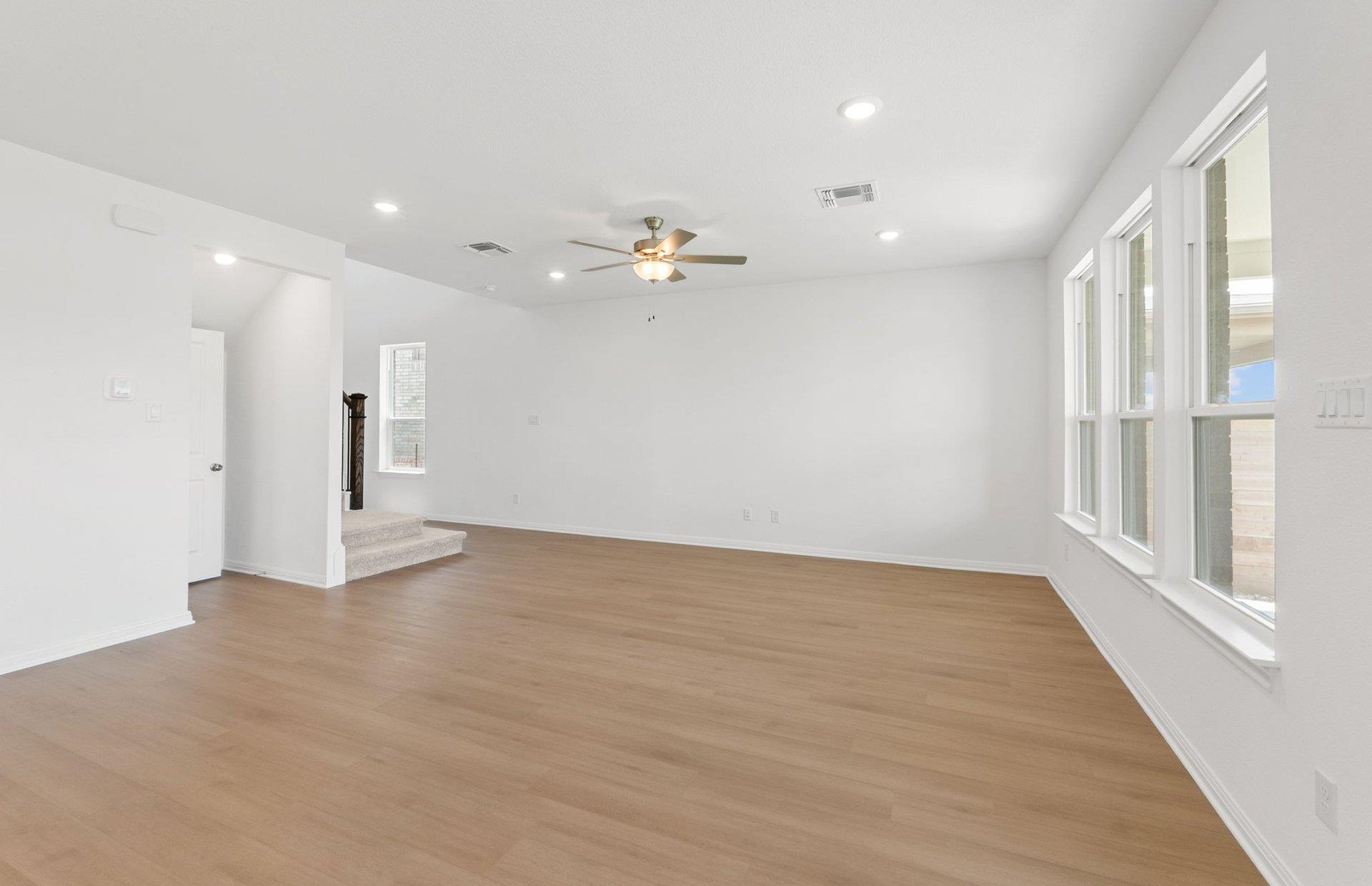 245 Regatta Trl, Leander, TX 78641