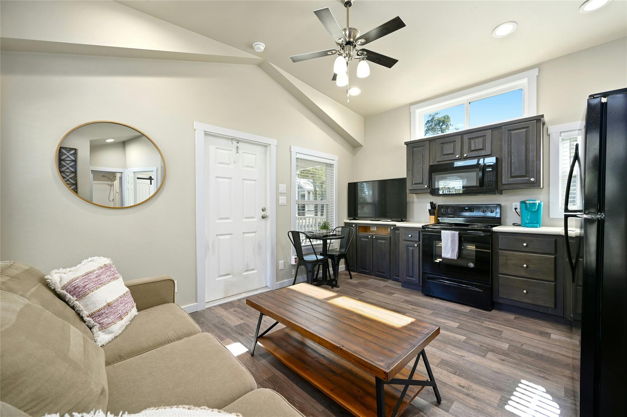 257 County Road 278 Rd # C, Liberty Hill, TX 78642