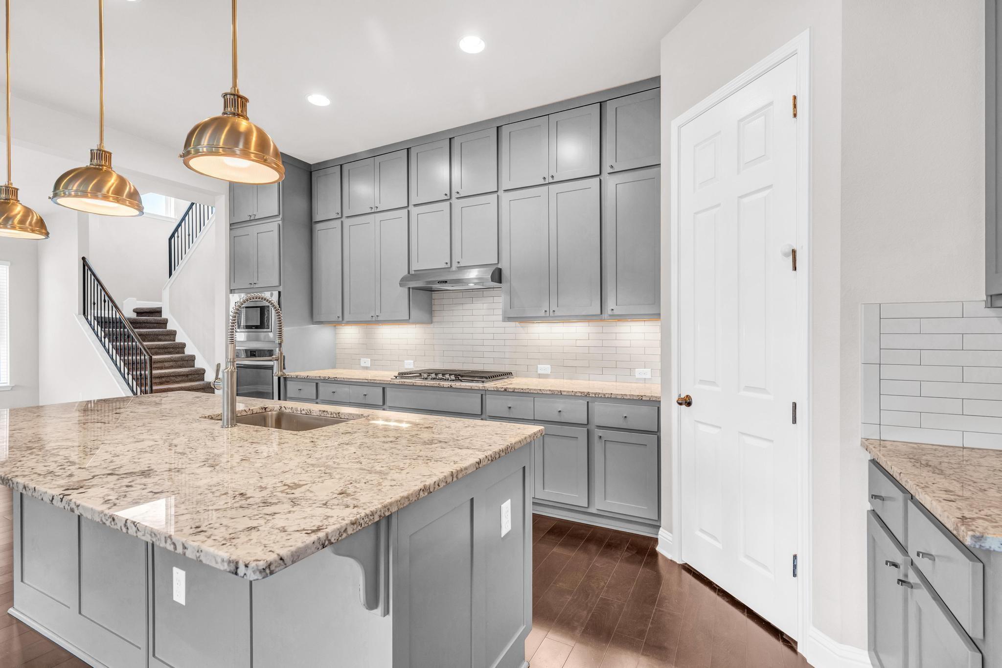 6716 Vitruvius Dr, Austin, TX 78739