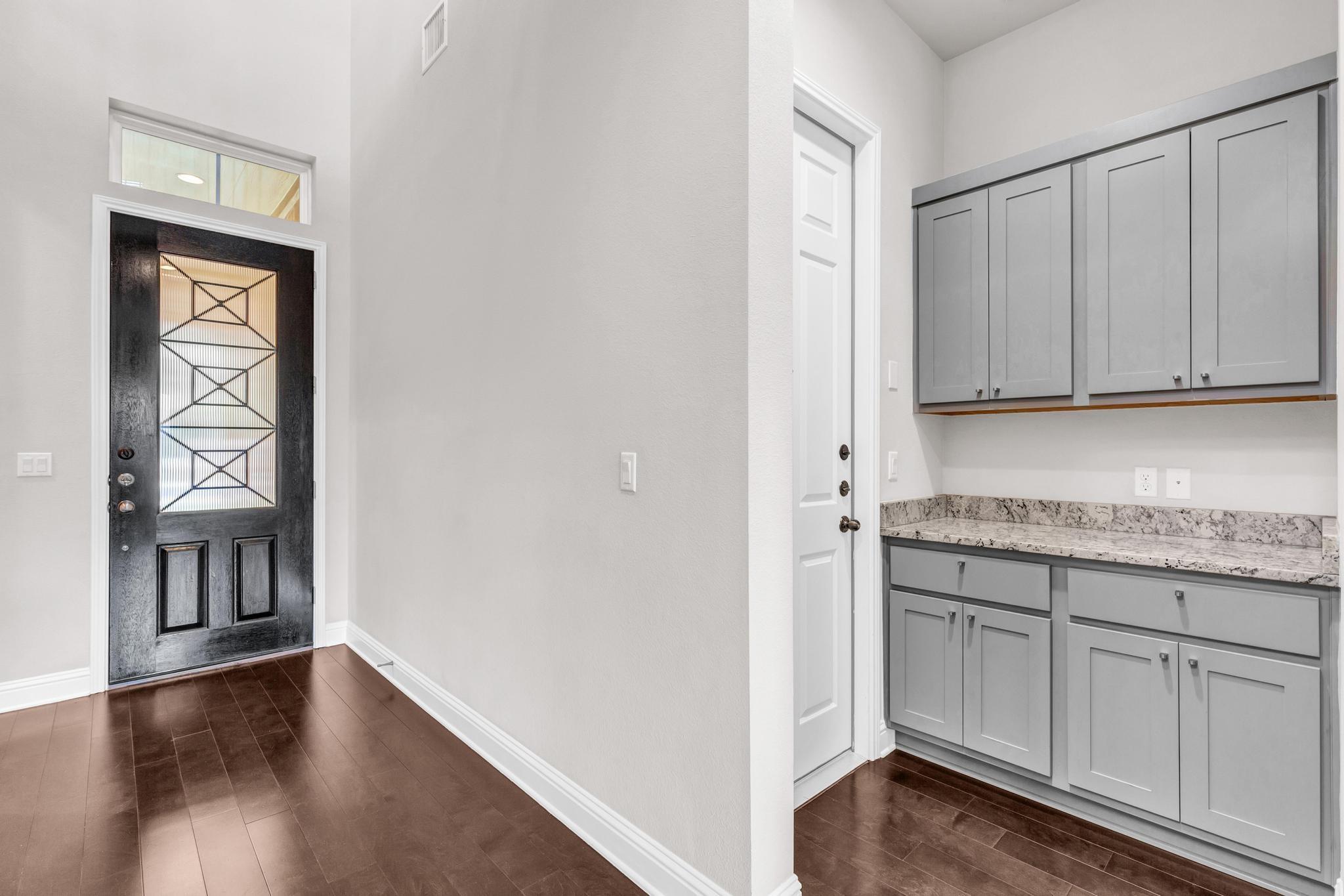 6716 Vitruvius Dr, Austin, TX 78739