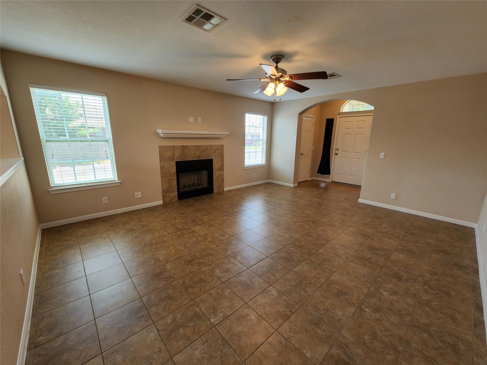 19001 Leigh Ln, Pflugerville, TX 78660