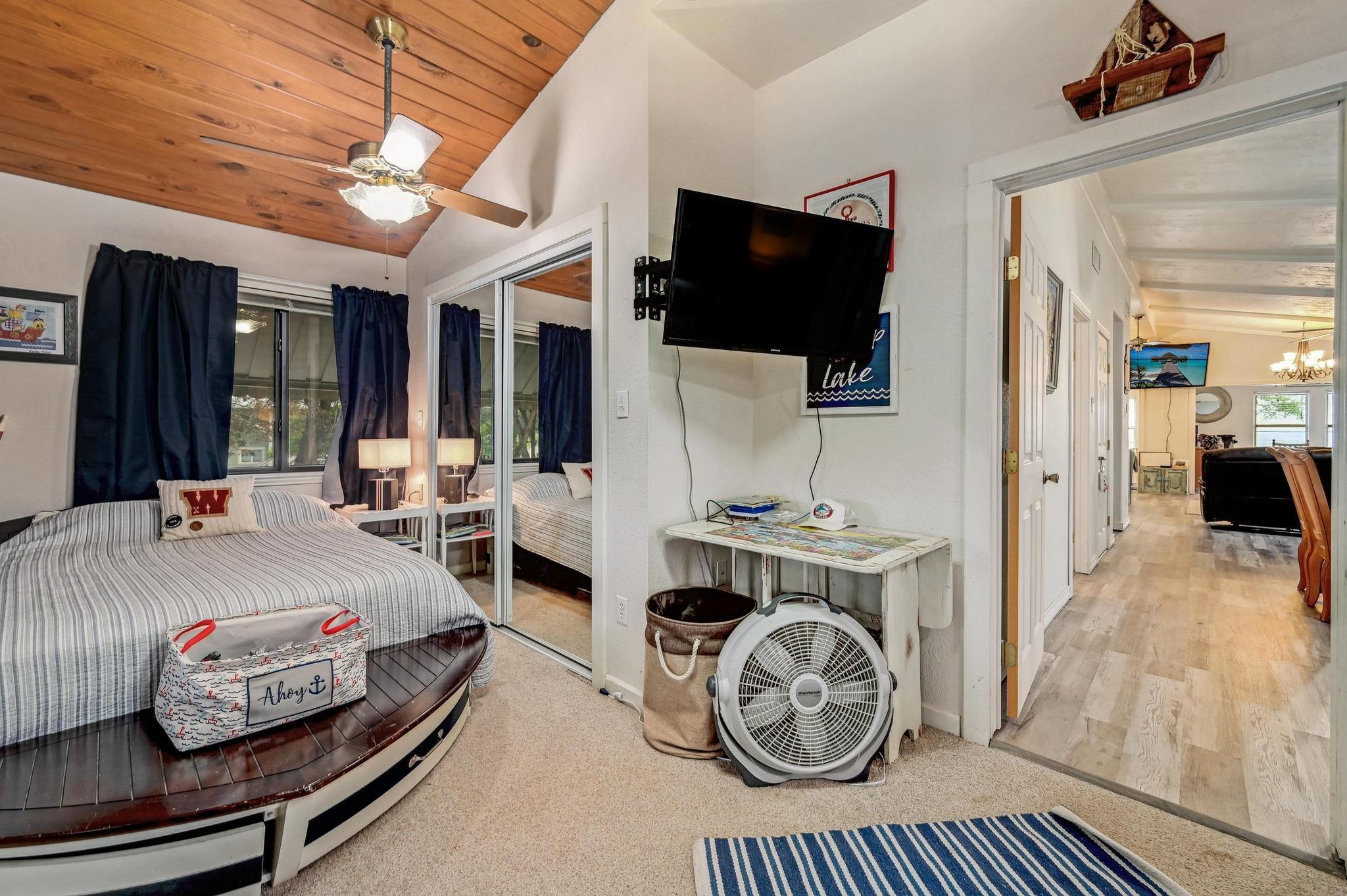 1303 Canyon Edge, Canyon Lake, TX 78133