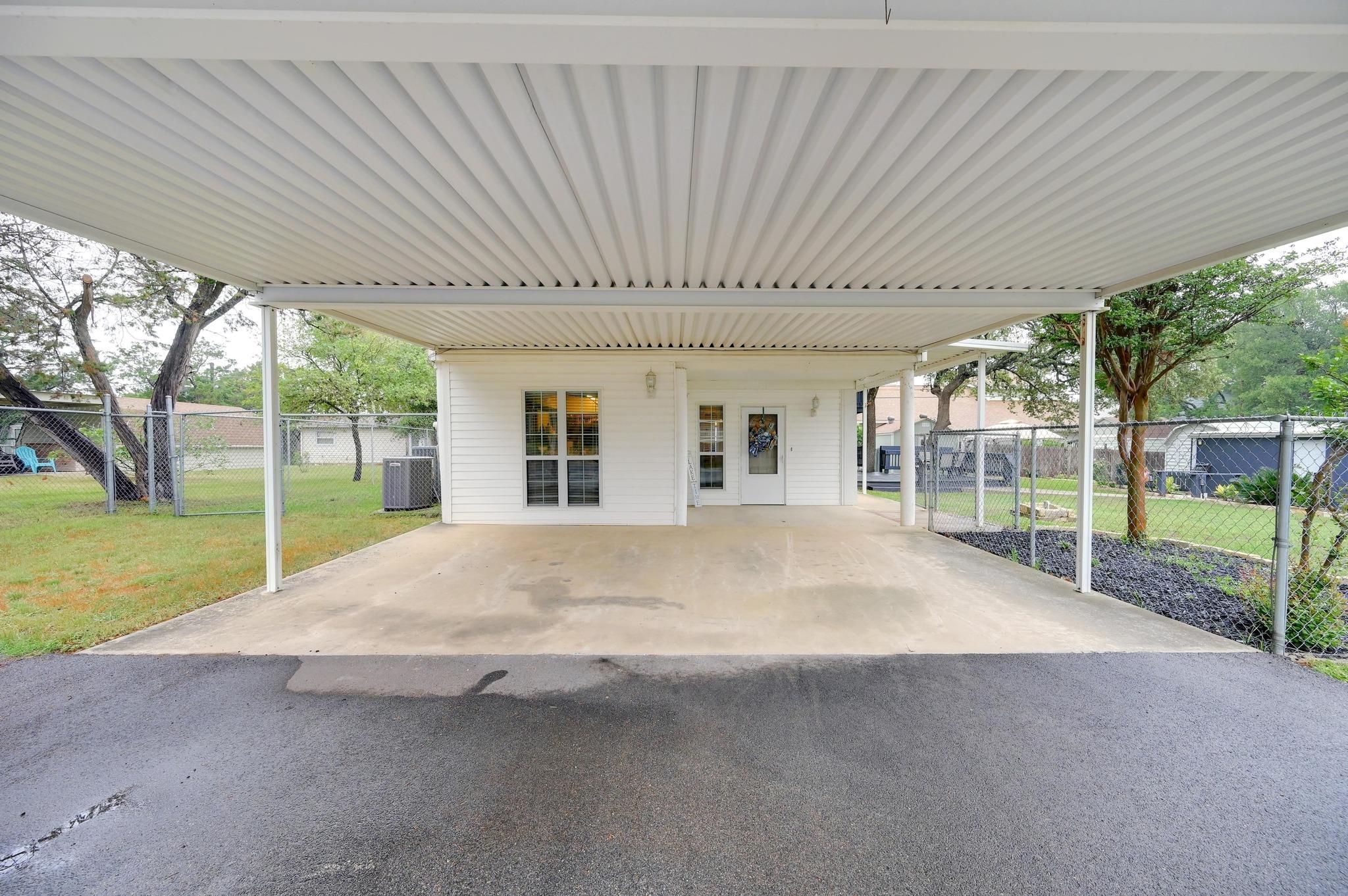 1303 Canyon Edge, Canyon Lake, TX 78133