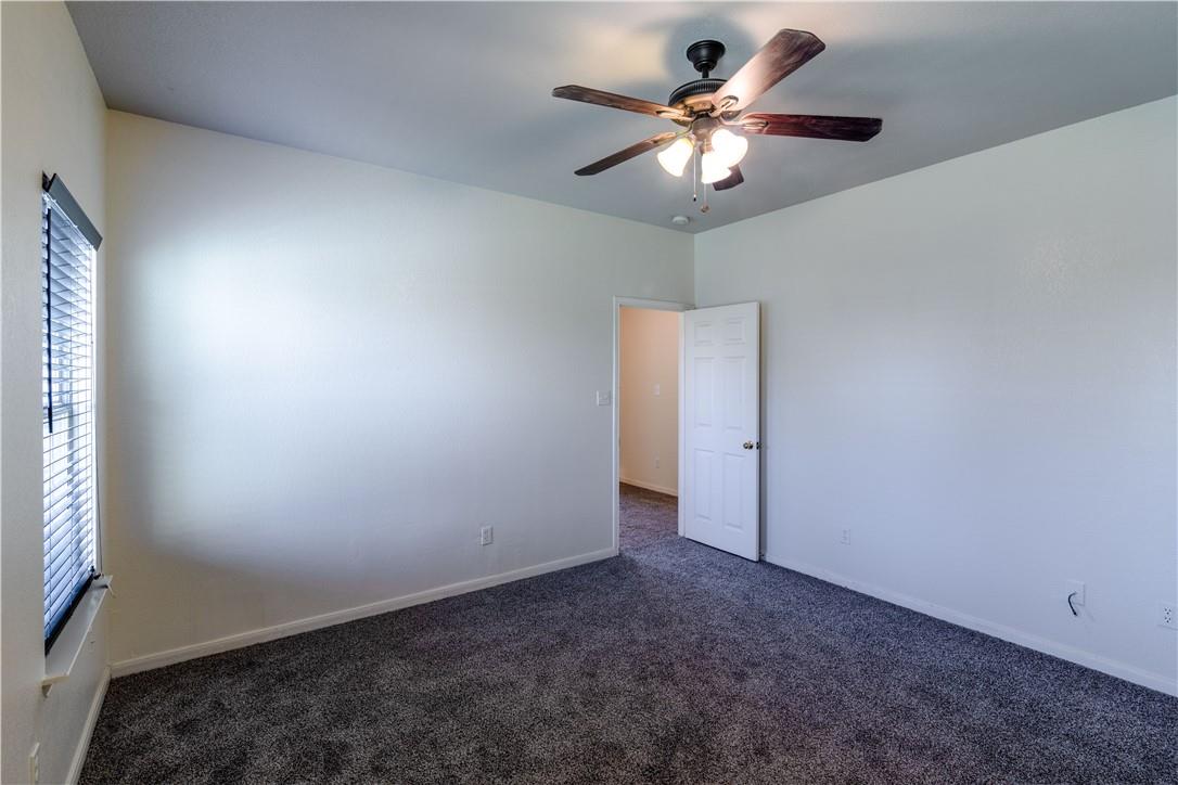 105 Bluejay Cv, Hutto, TX 78634