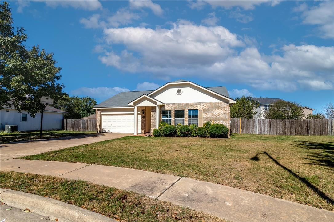 105 Bluejay Cv, Hutto, TX 78634