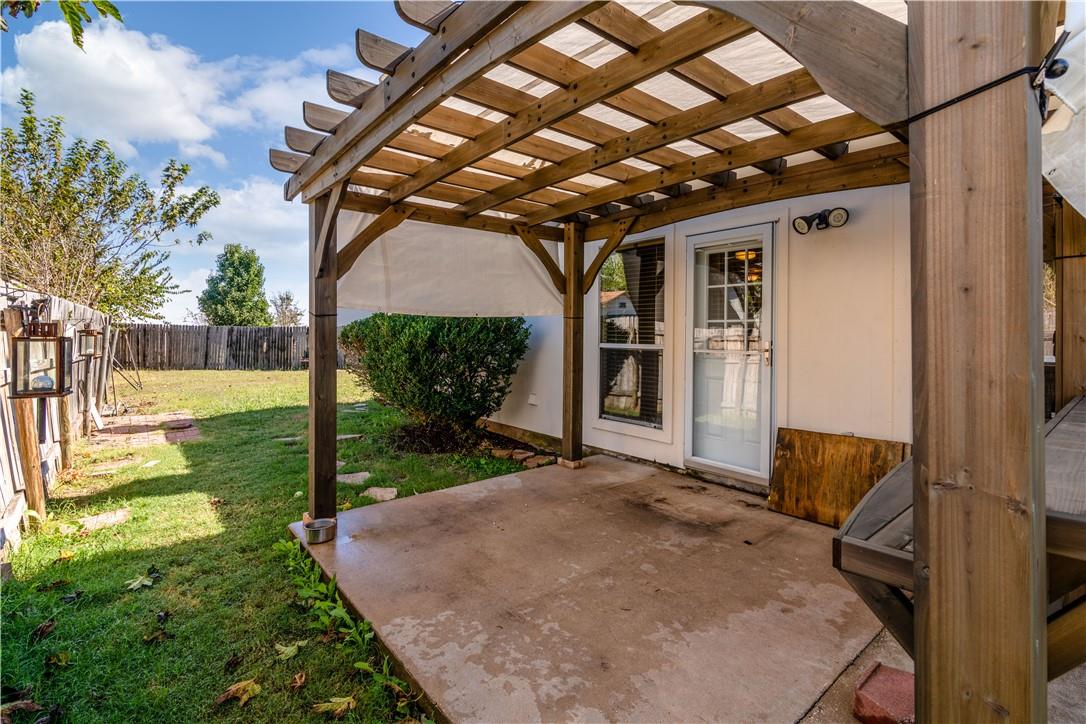105 Bluejay Cv, Hutto, TX 78634