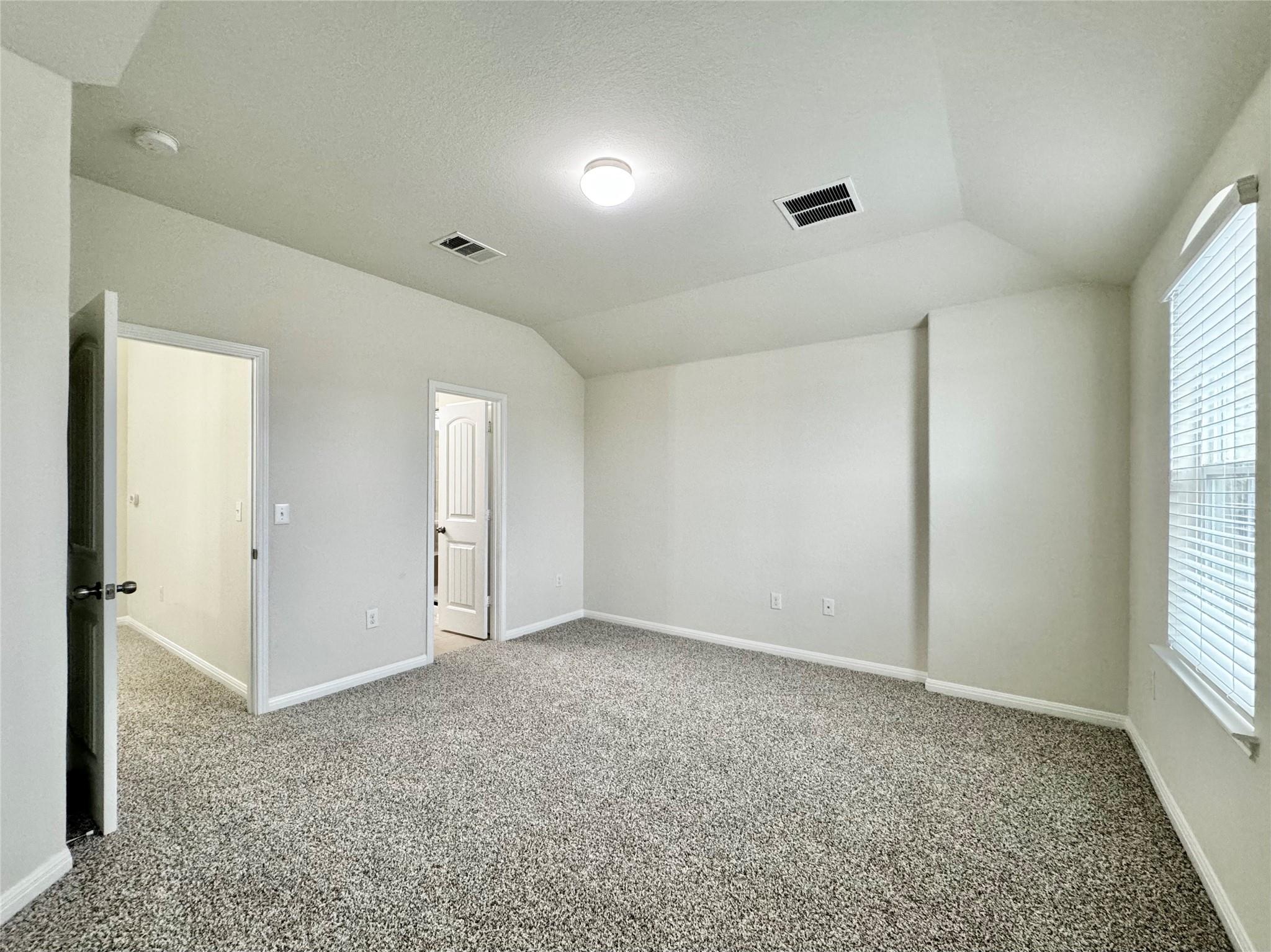 513 N Heatherwilde Blvd, Pflugerville, TX 78660