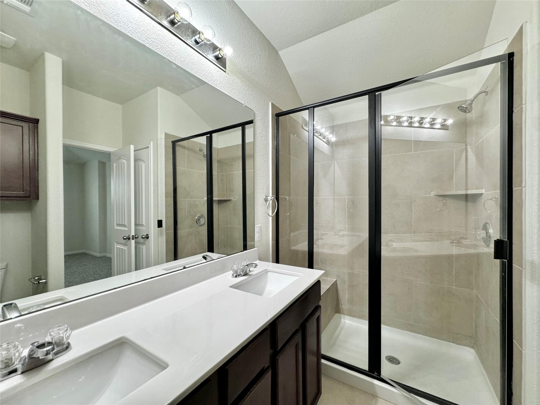 513 N Heatherwilde Blvd, Pflugerville, TX 78660