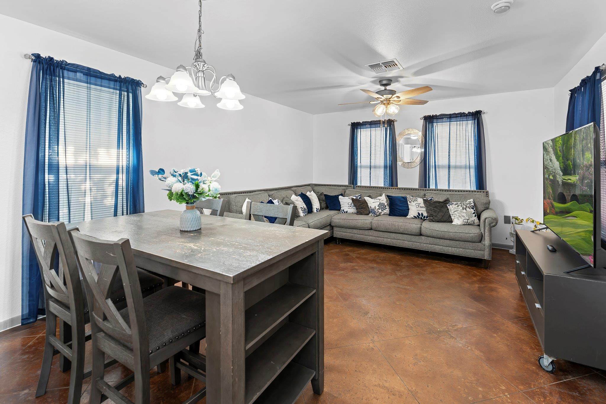 2609 Sol Wilson Ave, Austin, TX 78702