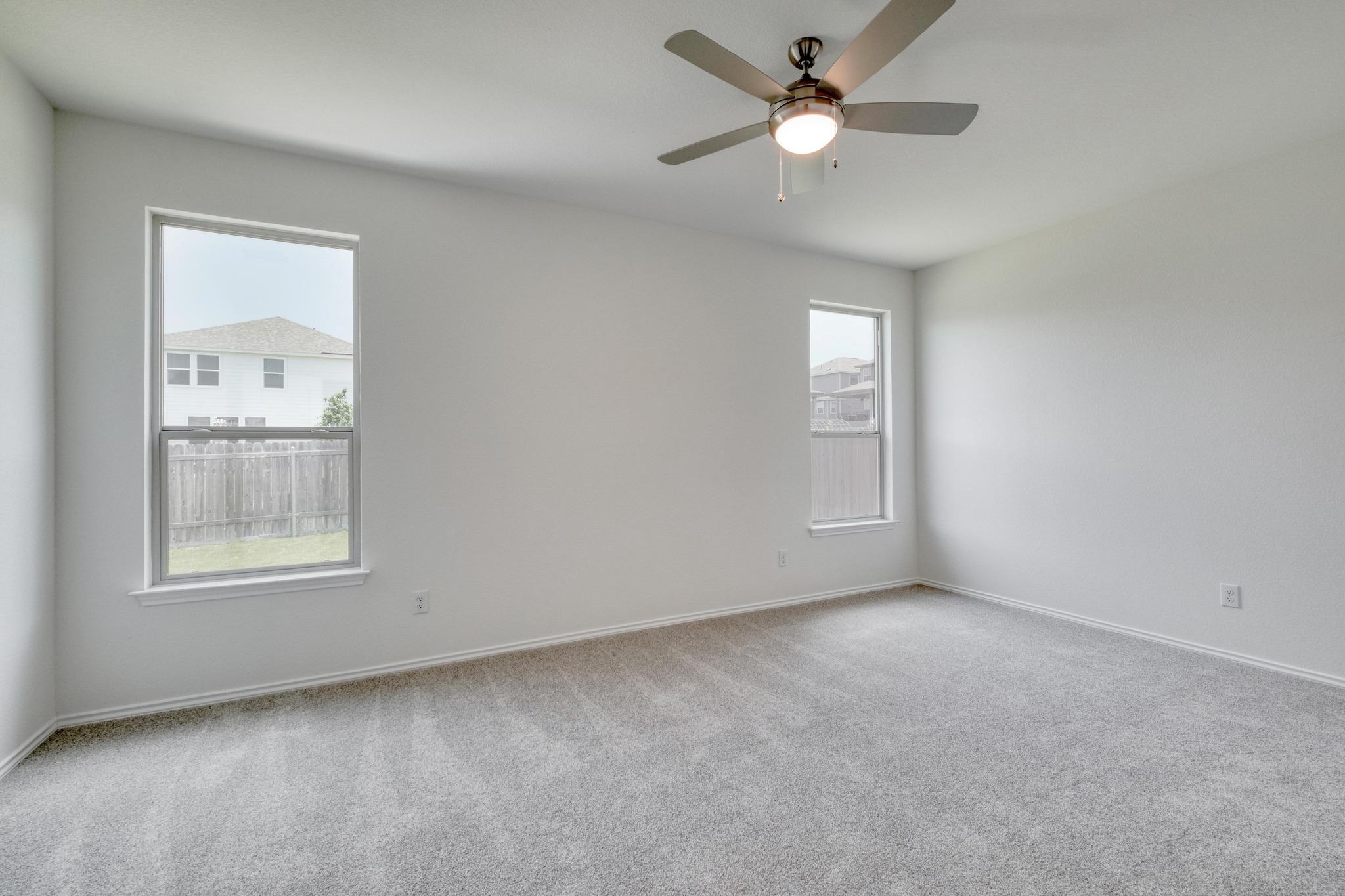 910 Yellow Ribbon Cv, Jarrell, TX 76537