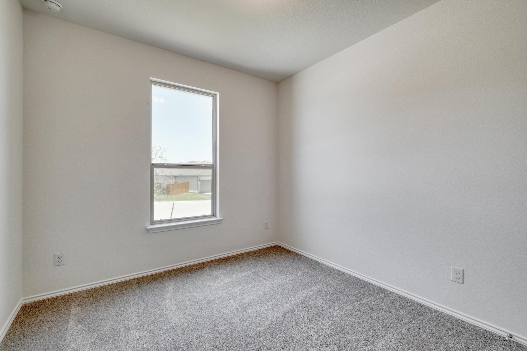 910 Yellow Ribbon Cv, Jarrell, TX 76537
