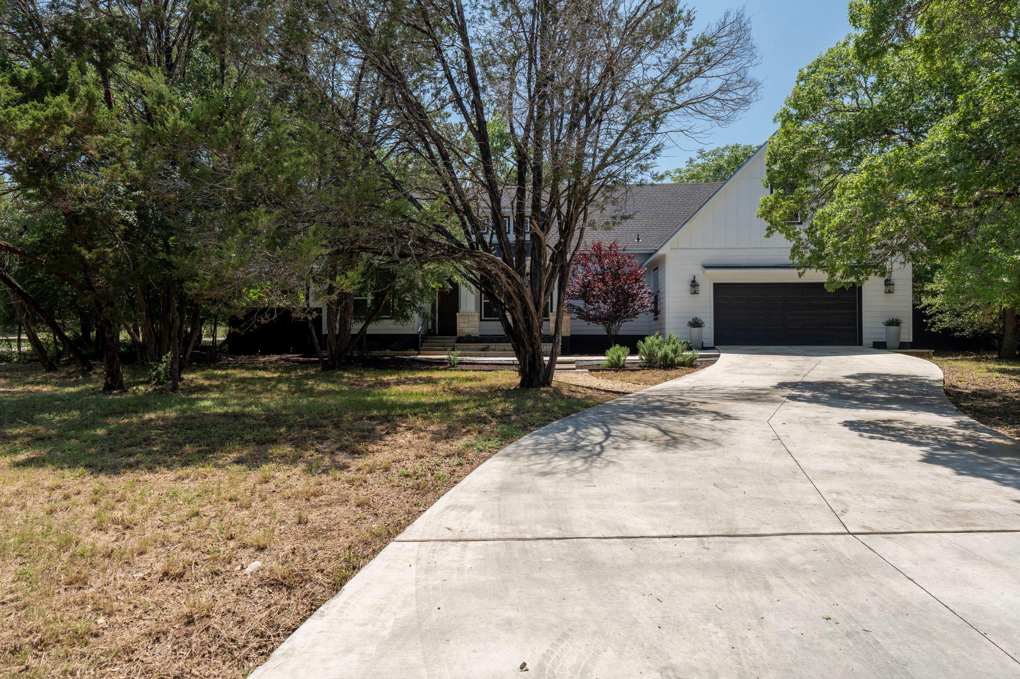 4 LaToya Trl, Wimberley, TX 78676