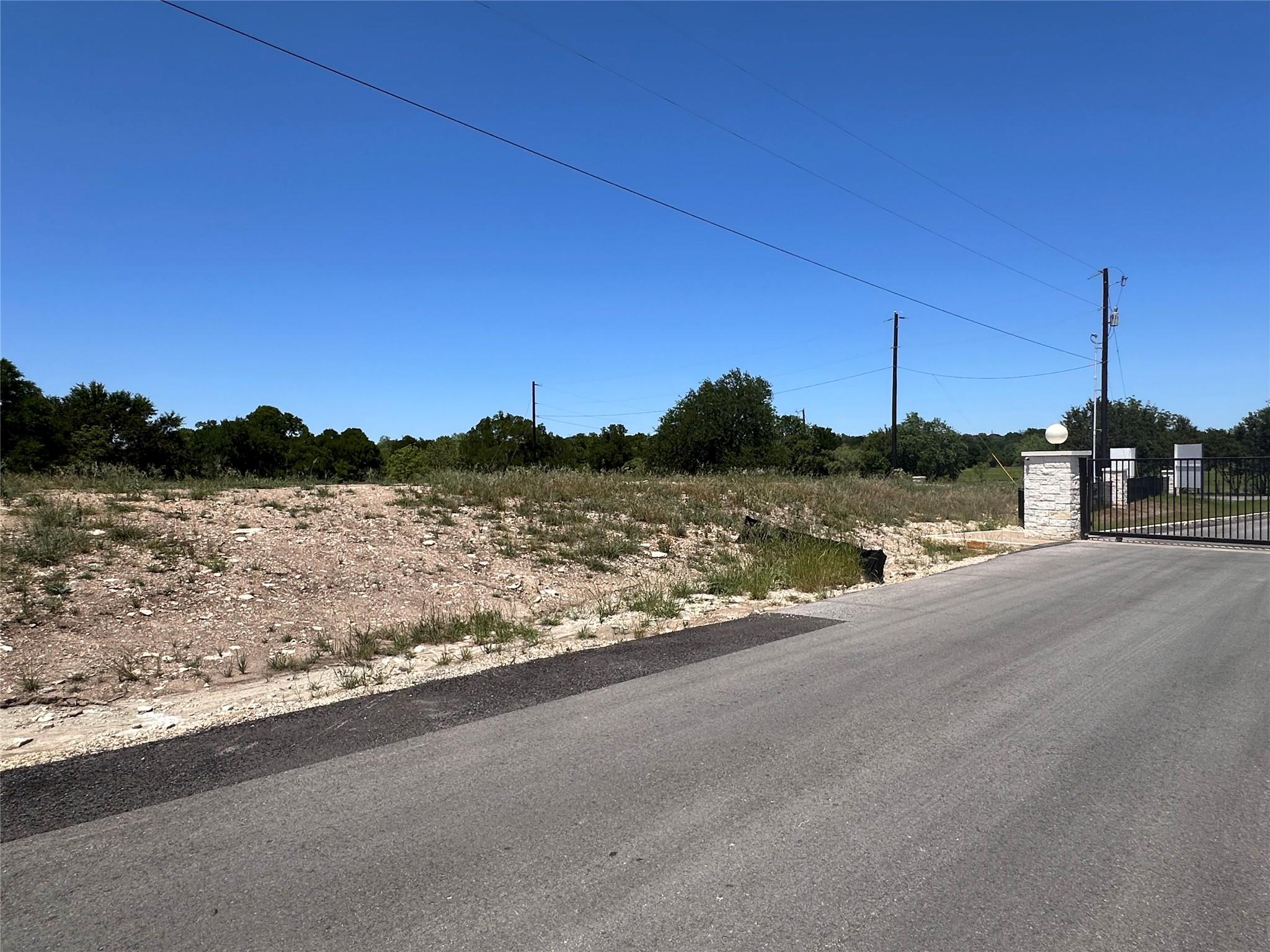 100 Serenity Dr, Liberty Hill, TX 78642