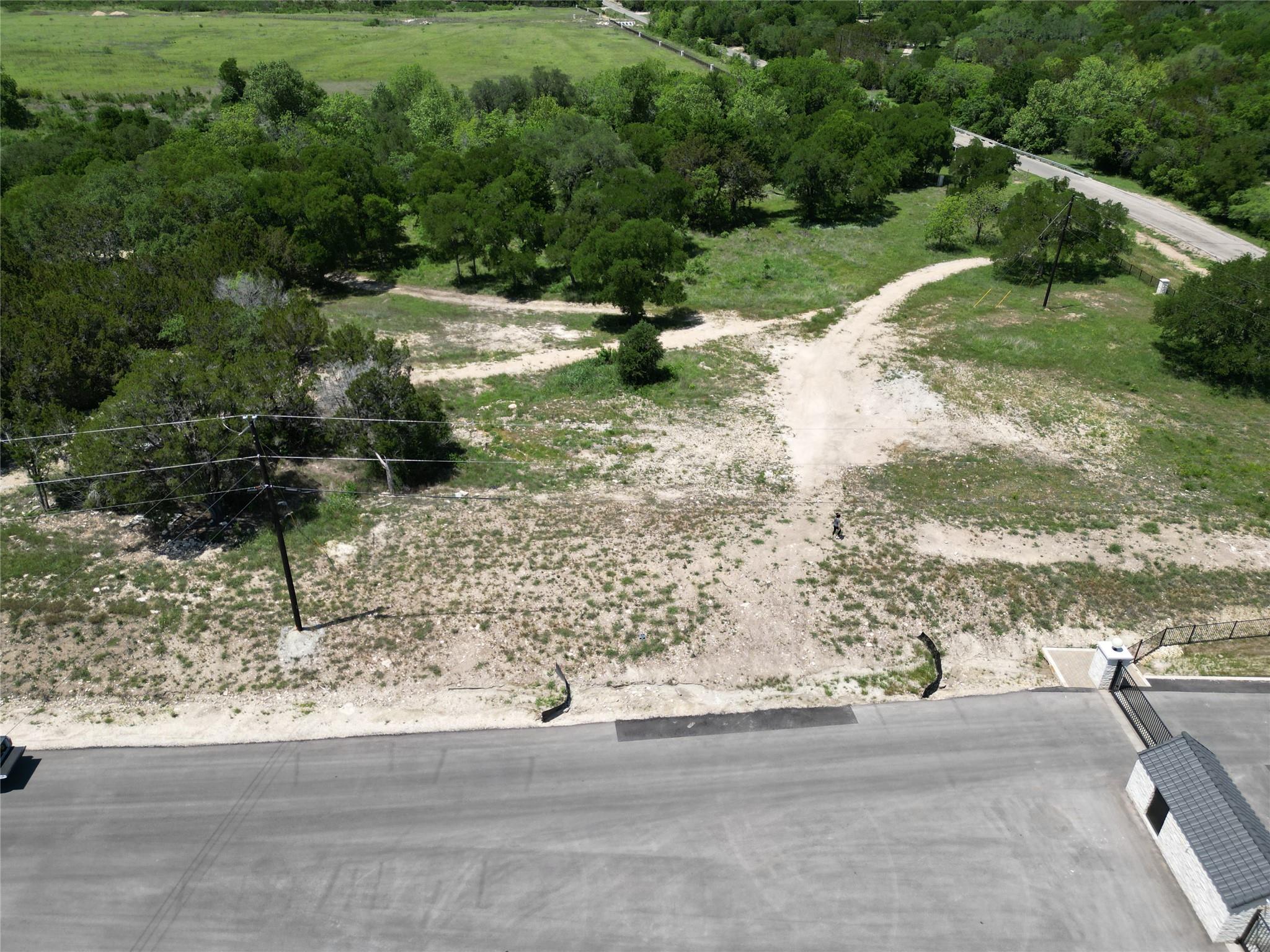 100 Serenity Dr, Liberty Hill, TX 78642