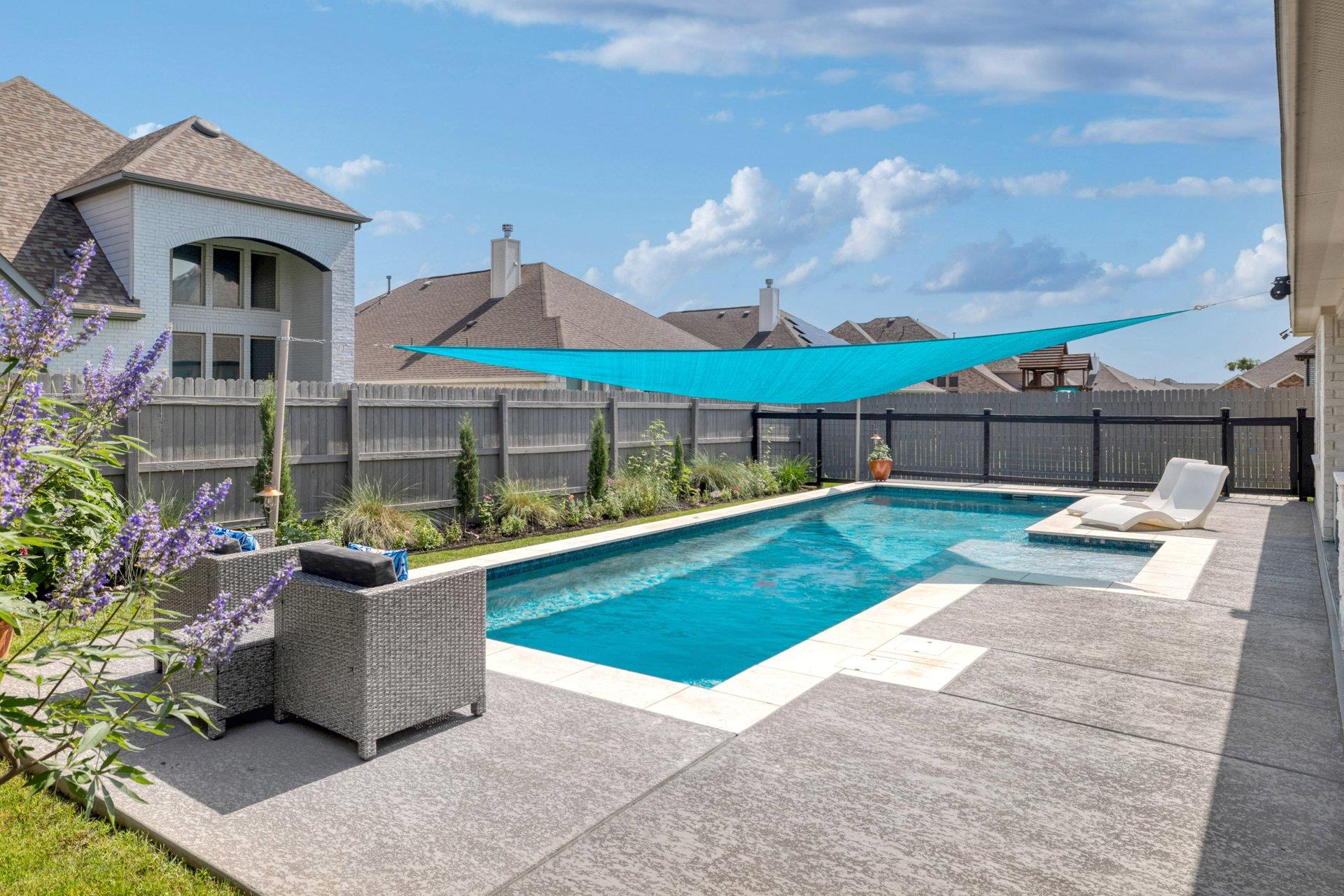 132 Lockhart Dr, Liberty Hill, TX 78642