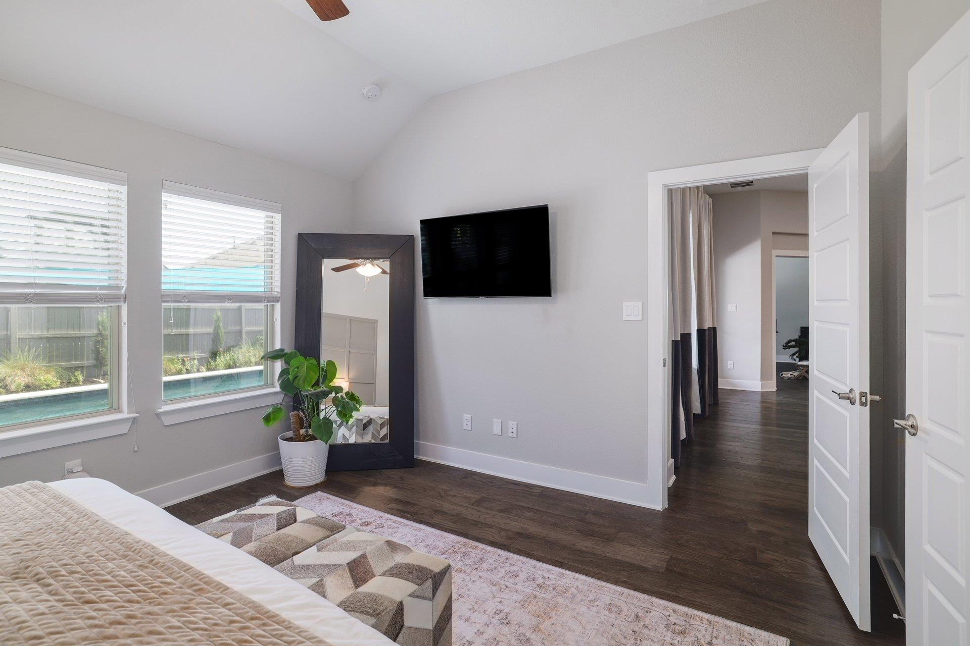 132 Lockhart Dr, Liberty Hill, TX 78642