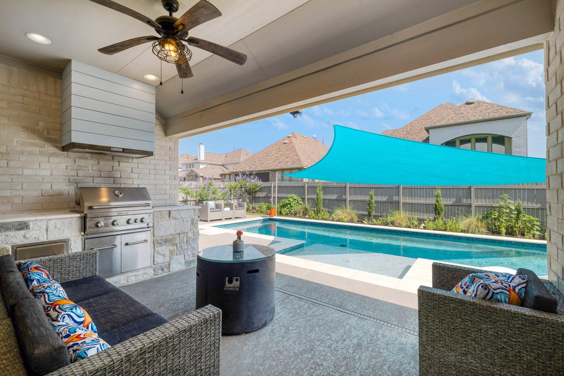 132 Lockhart Dr, Liberty Hill, TX 78642
