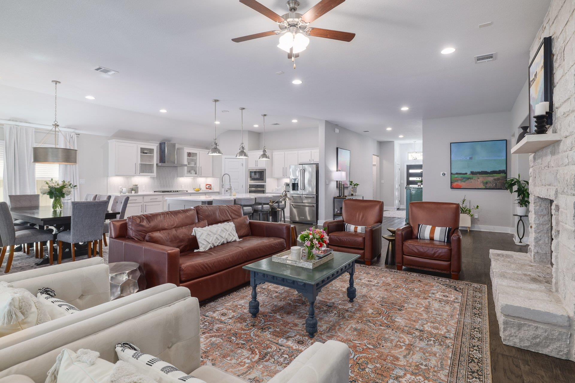 132 Lockhart Dr, Liberty Hill, TX 78642