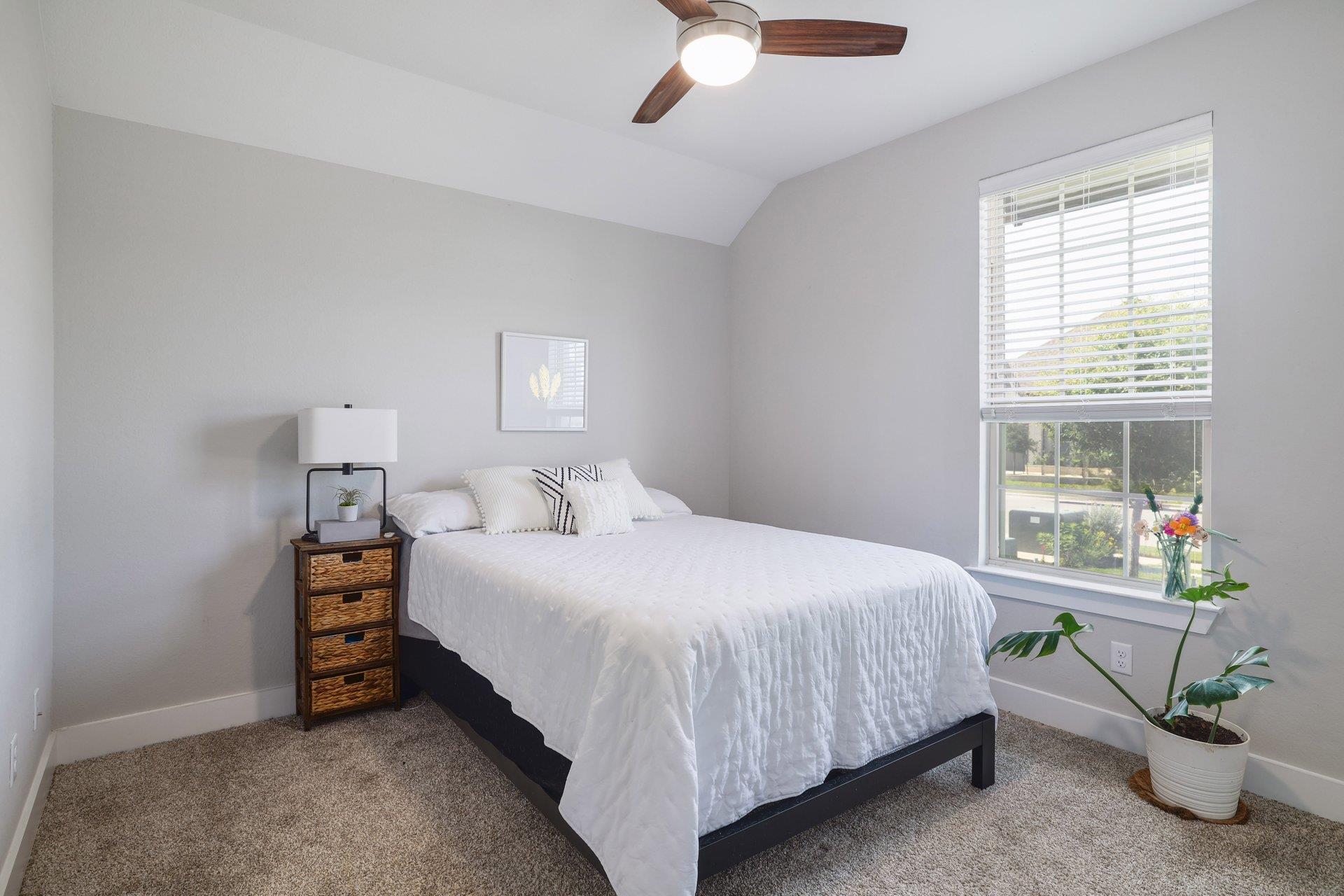 132 Lockhart Dr, Liberty Hill, TX 78642