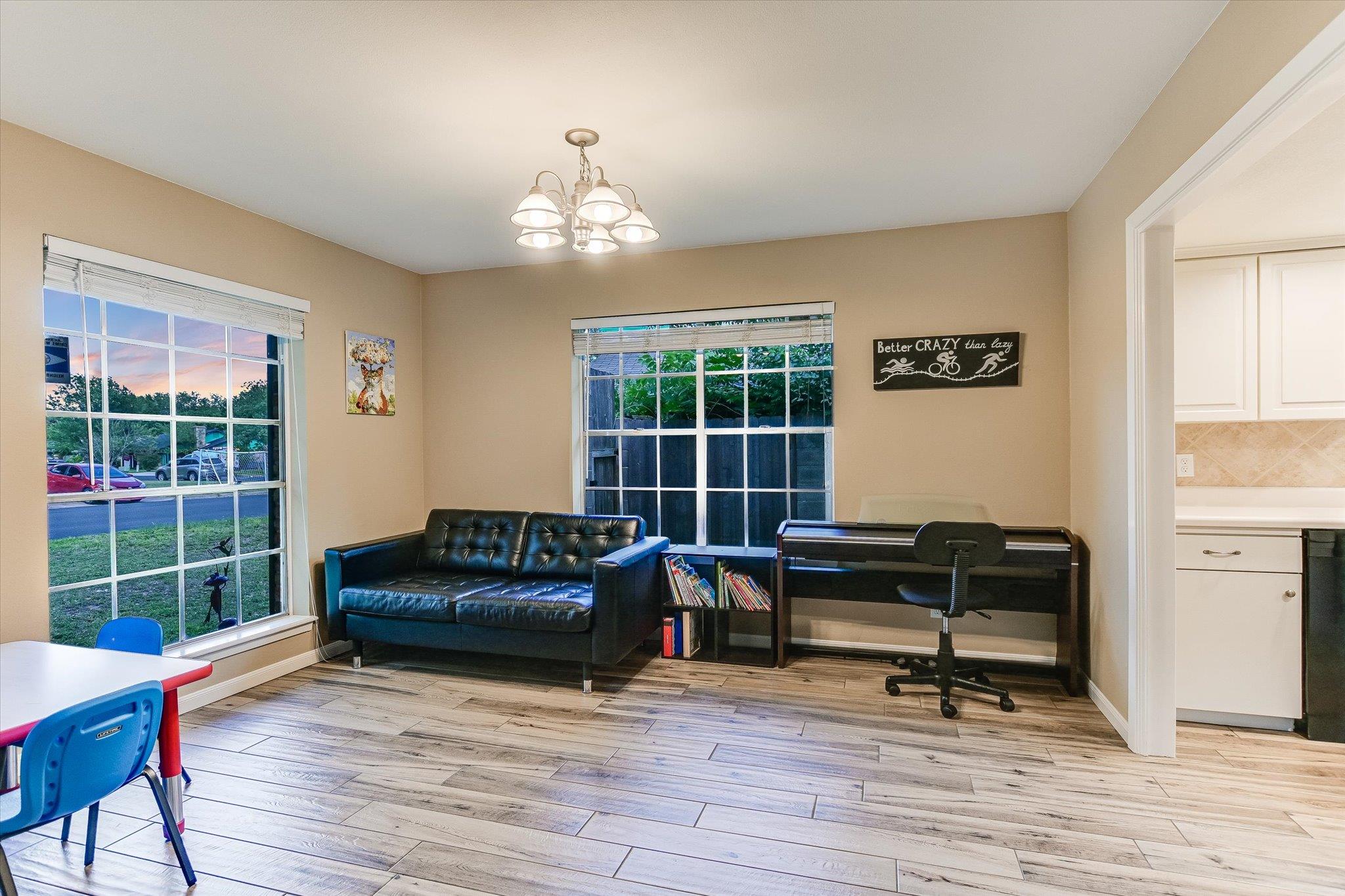 1005 Quail Park Dr, Austin, TX 78758