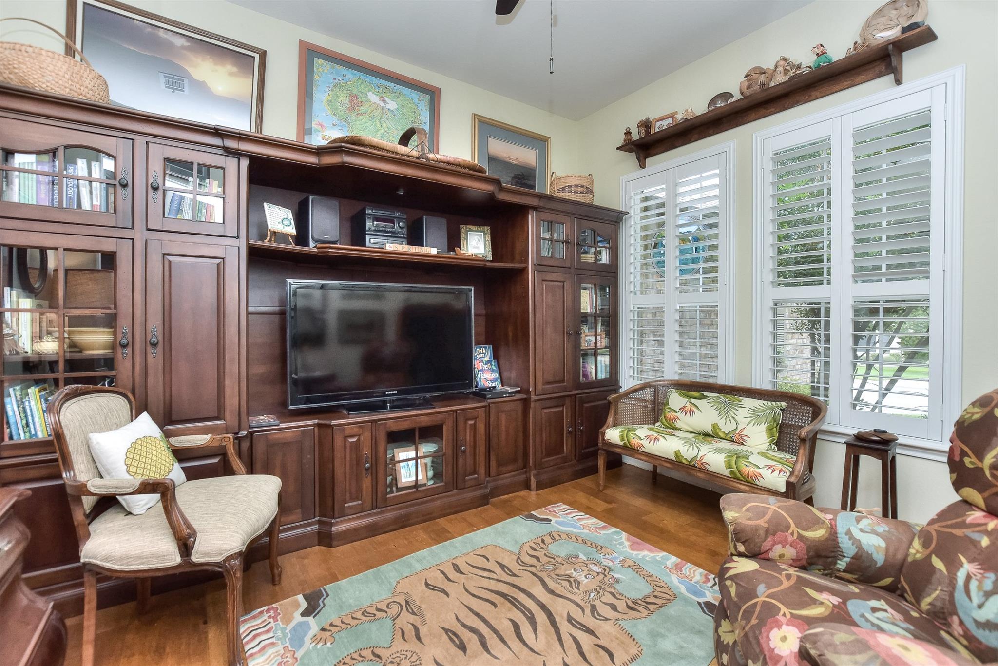 109 Cattle Trail Way, Georgetown, TX 78633