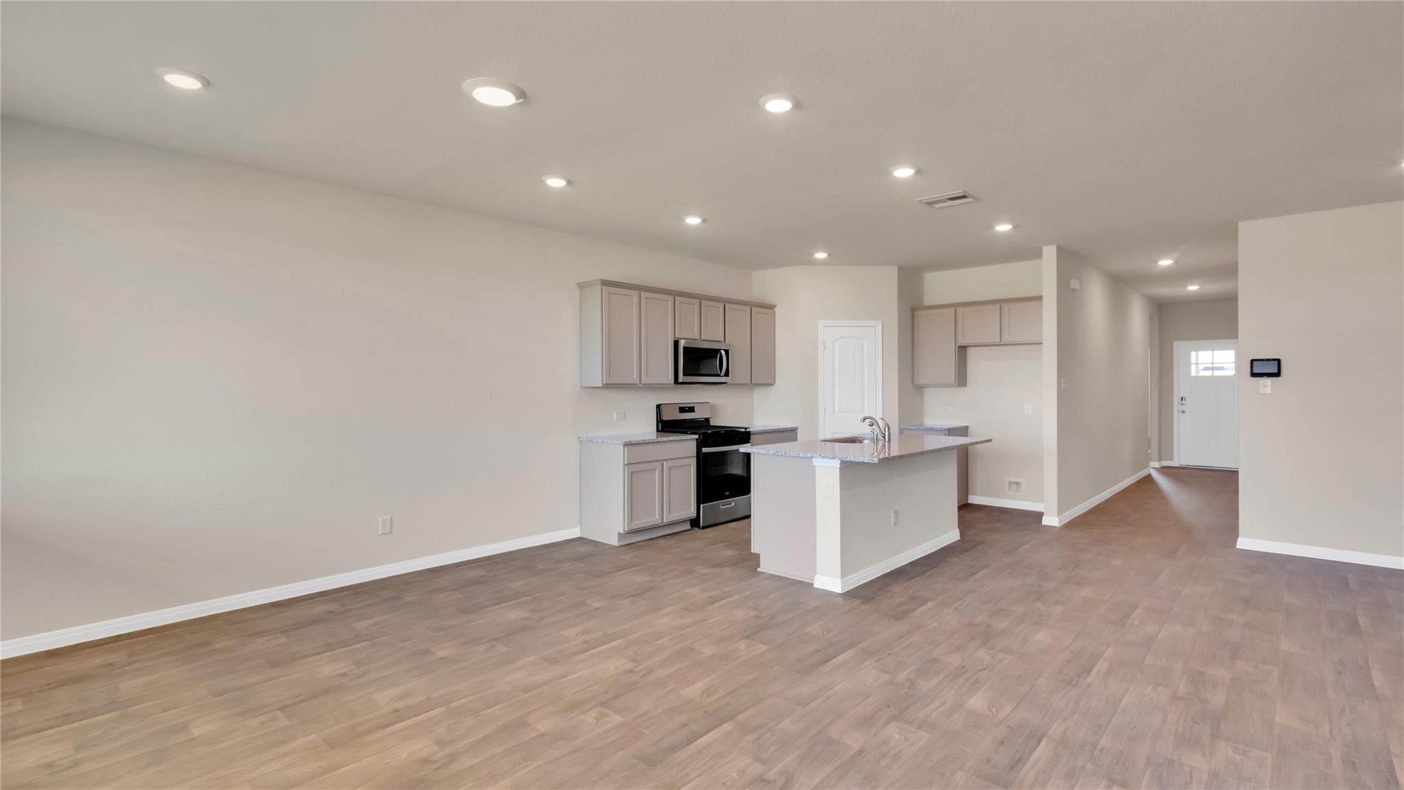 114 Kickapoo Ln, Kyle, TX 78640