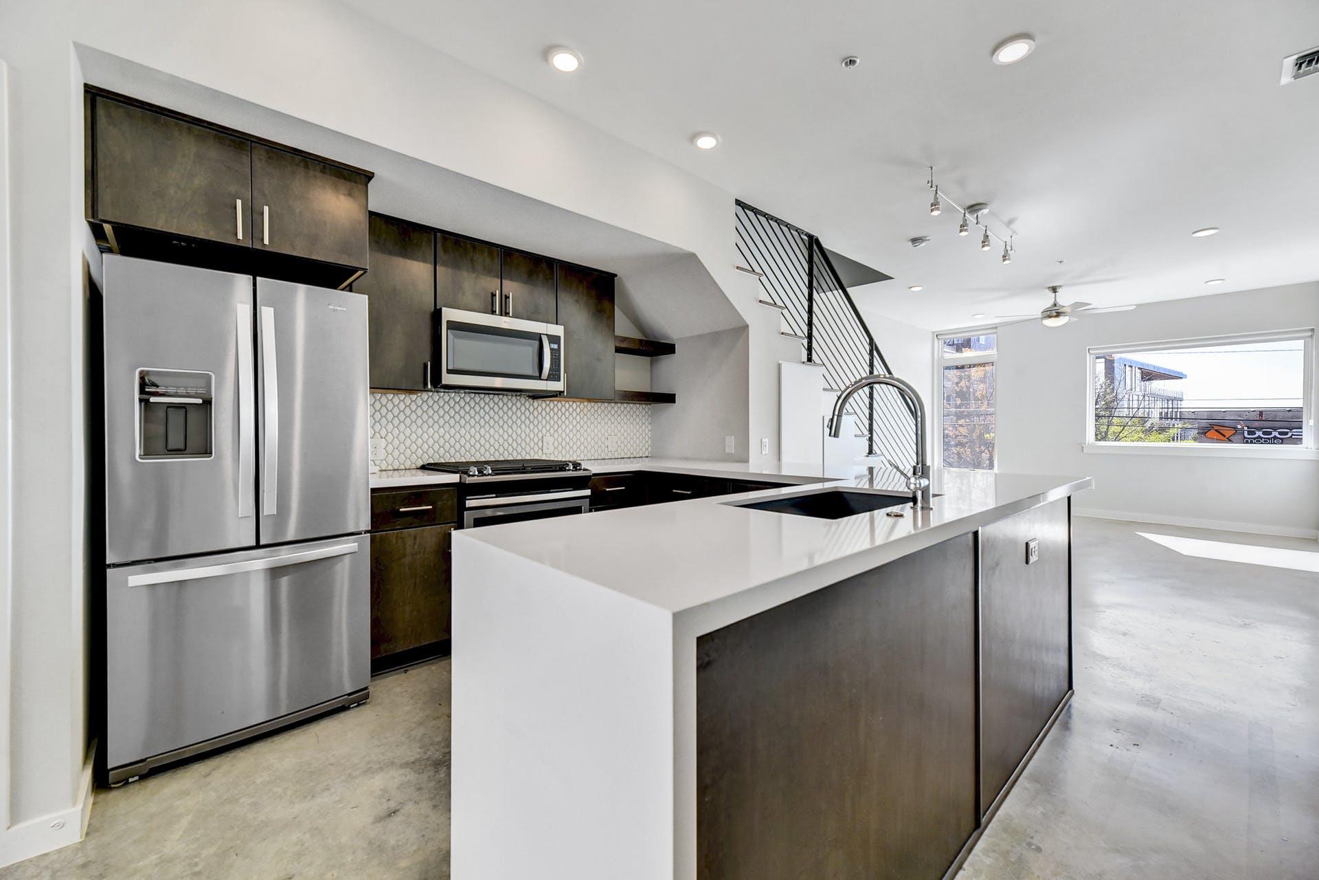 2002 E 7th St # 206, Austin, TX 78702