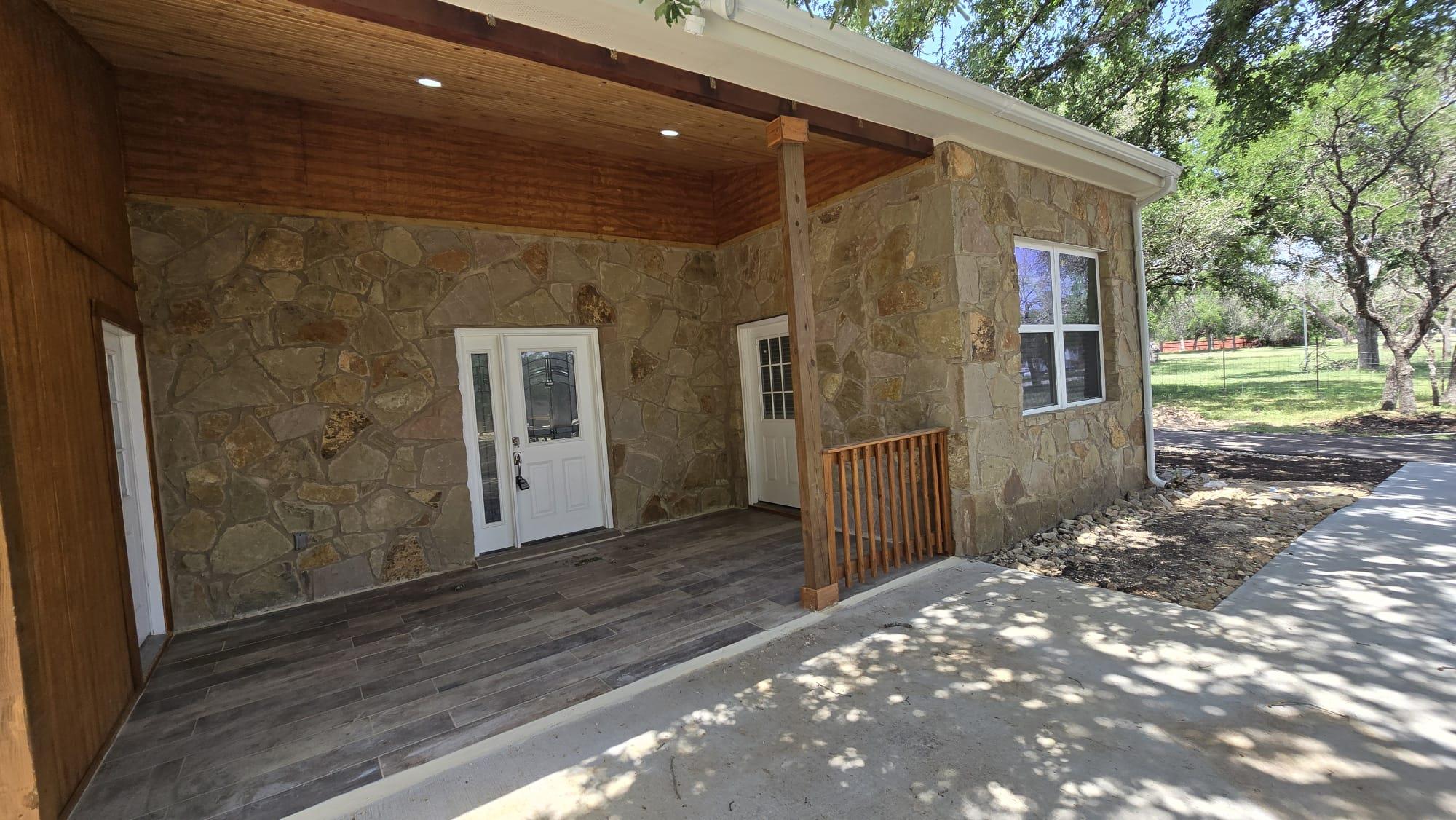 305 Remuda Dr, Liberty Hill, TX 78642