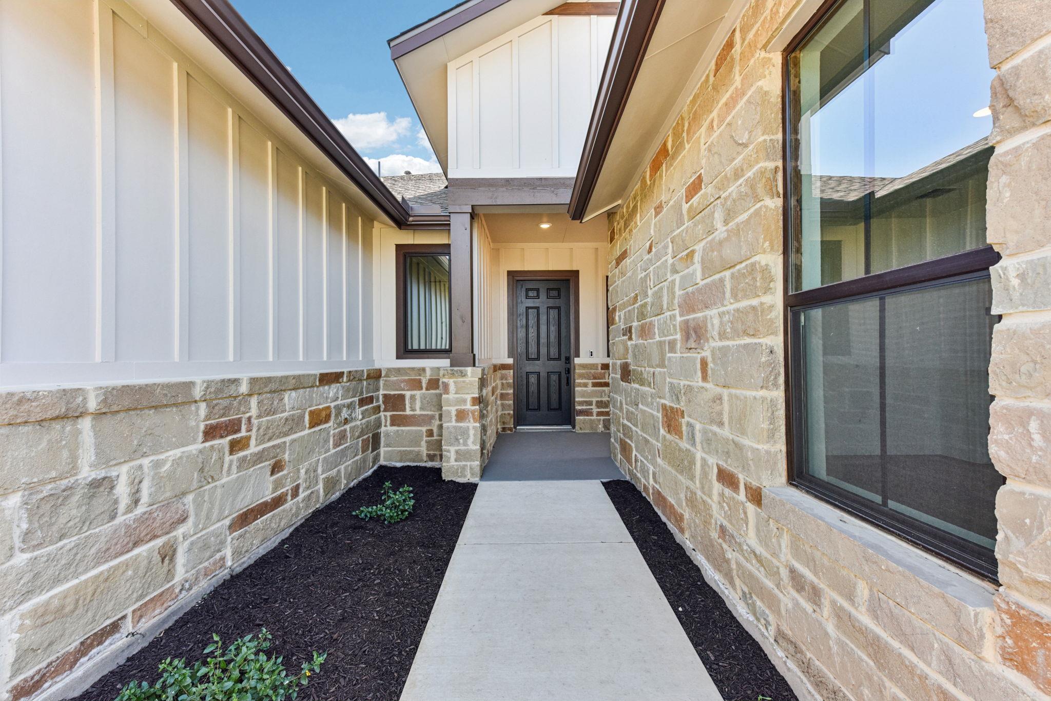 203 Olive Blossom Trl, San Marcos, TX 78666