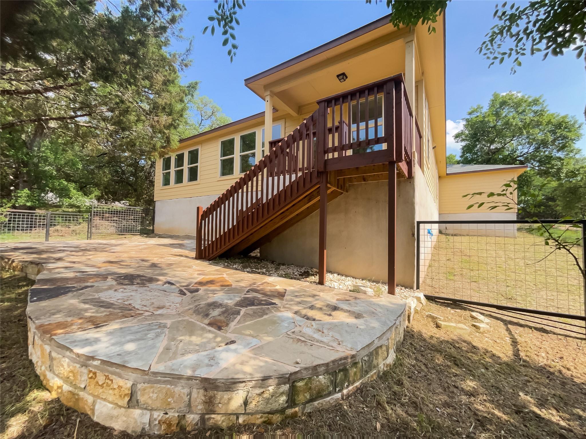 21829 Ticonderoga Ave, Lago Vista, TX 78645