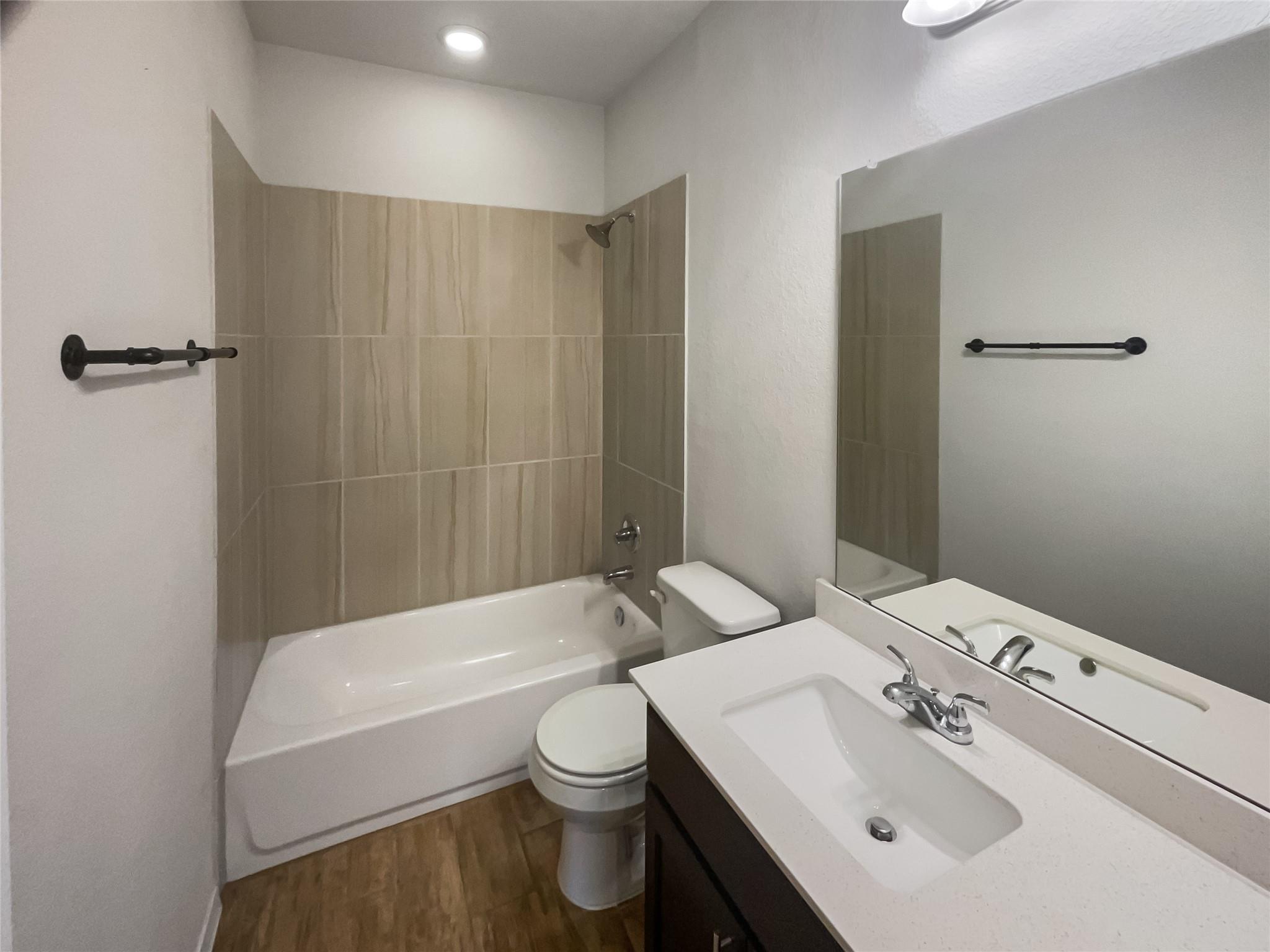 21829 Ticonderoga Ave, Lago Vista, TX 78645