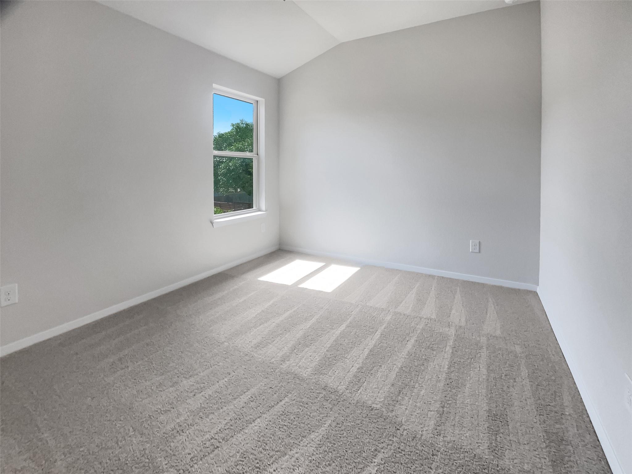 21829 Ticonderoga Ave, Lago Vista, TX 78645