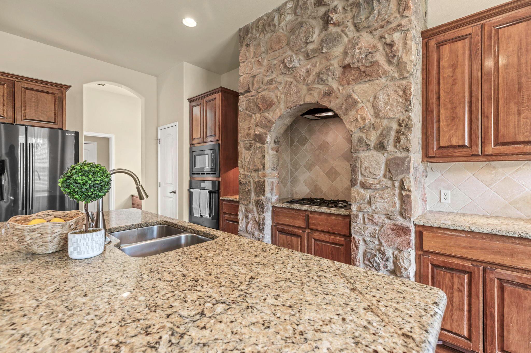 15105 General Williamson Dr, Austin, TX 78734
