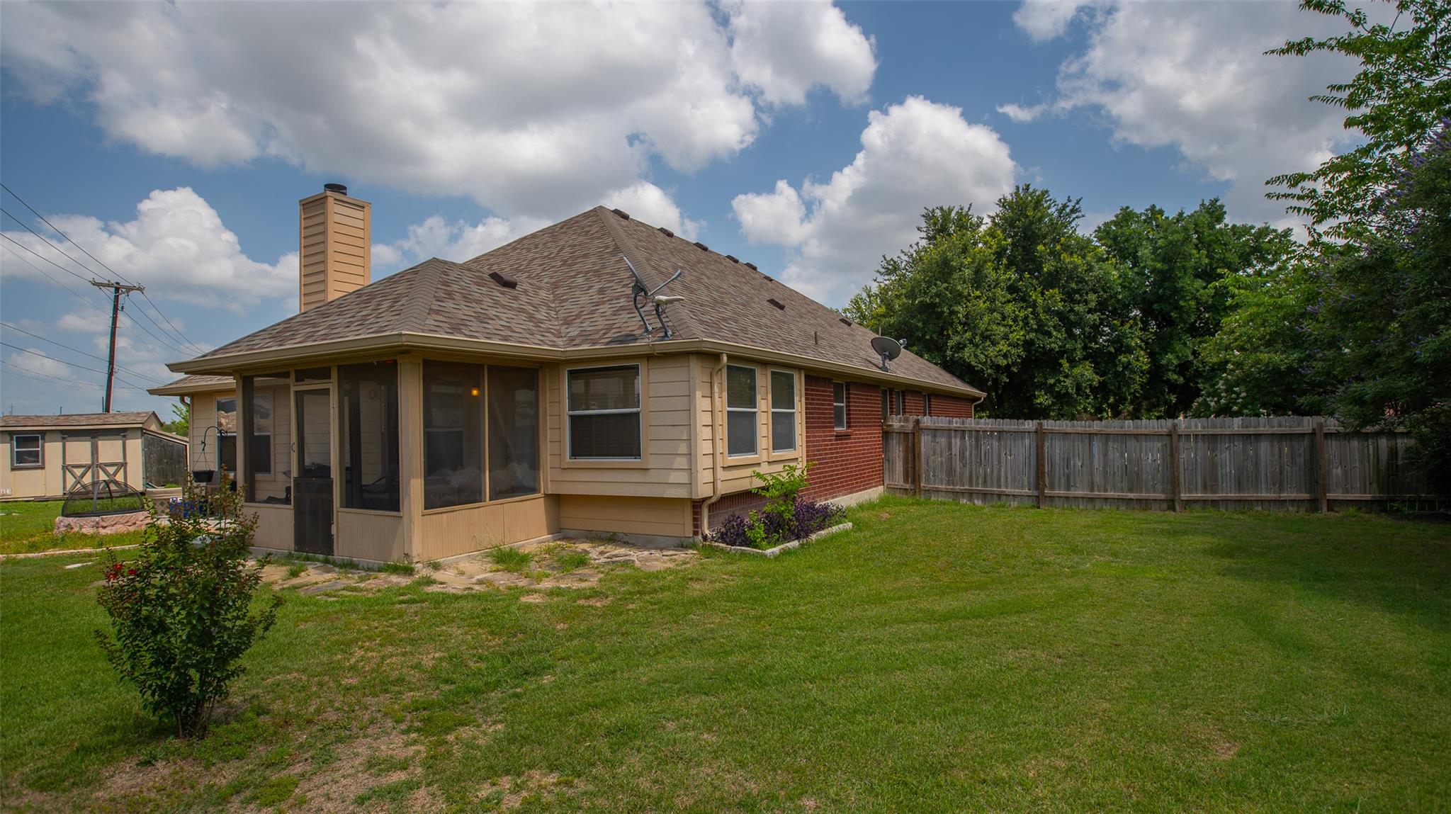 712 Timothy John Dr, Pflugerville, TX 78660