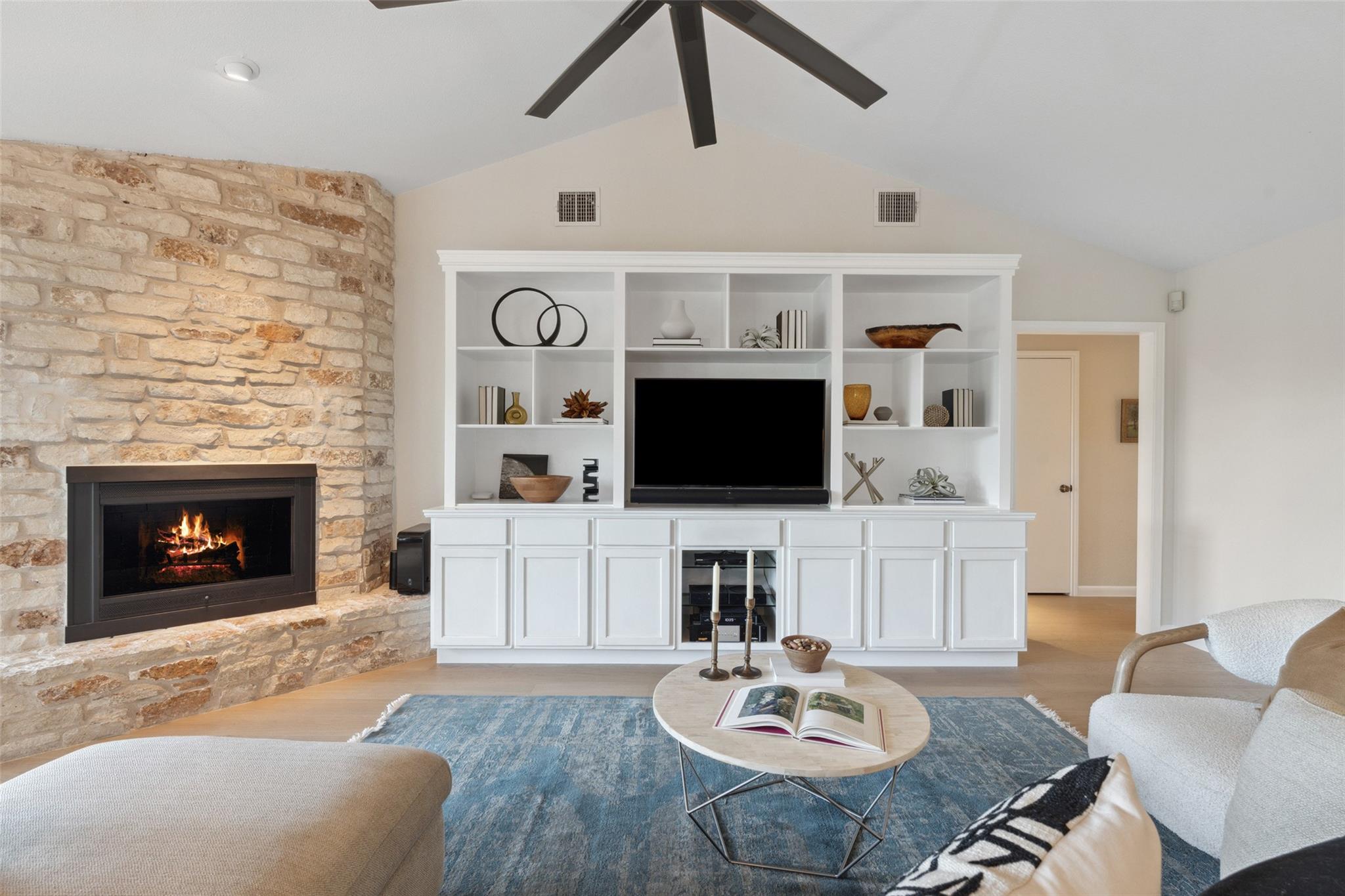 8900 Rockcrest Dr, Austin, TX 78759